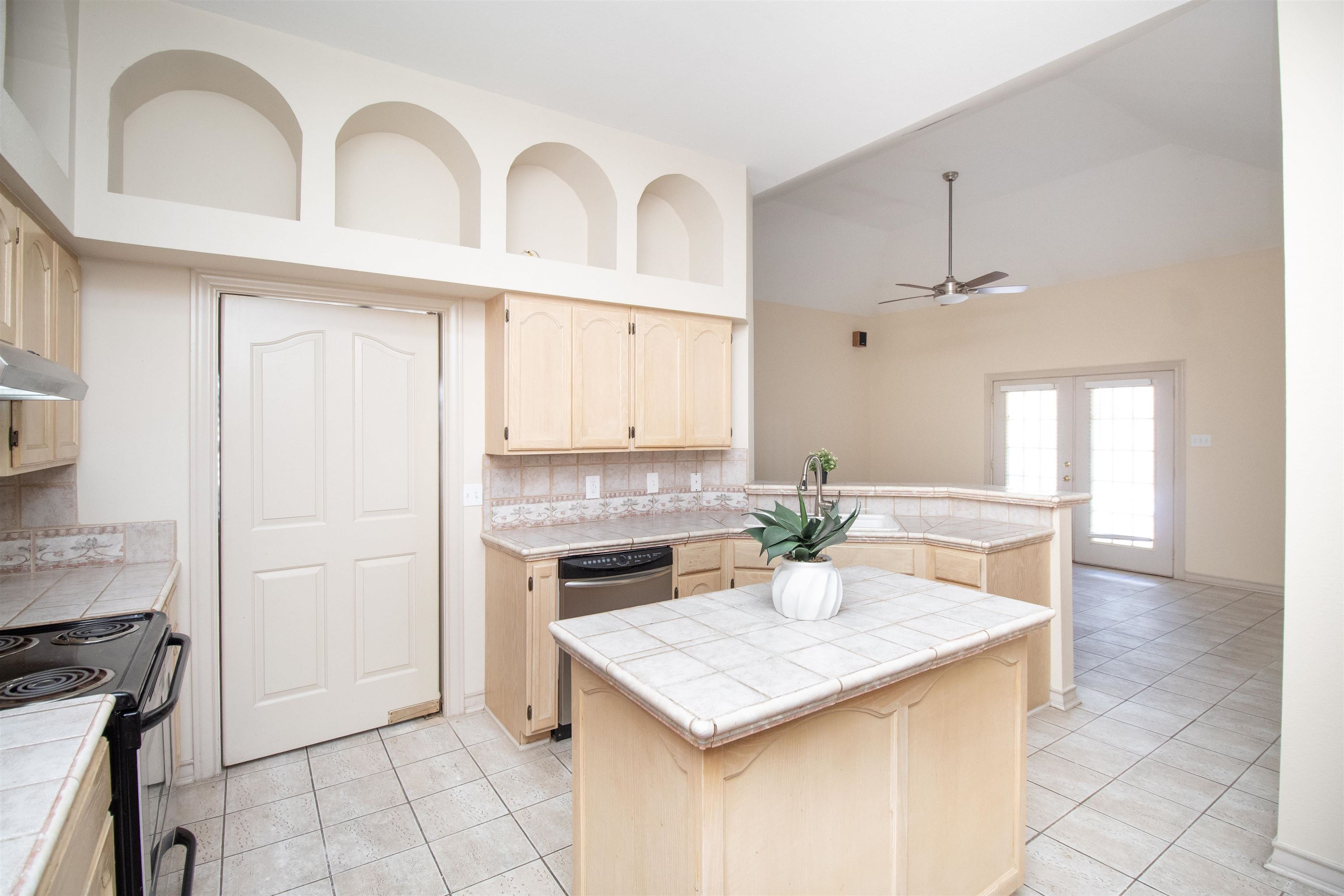 3003 Edgefield Ct