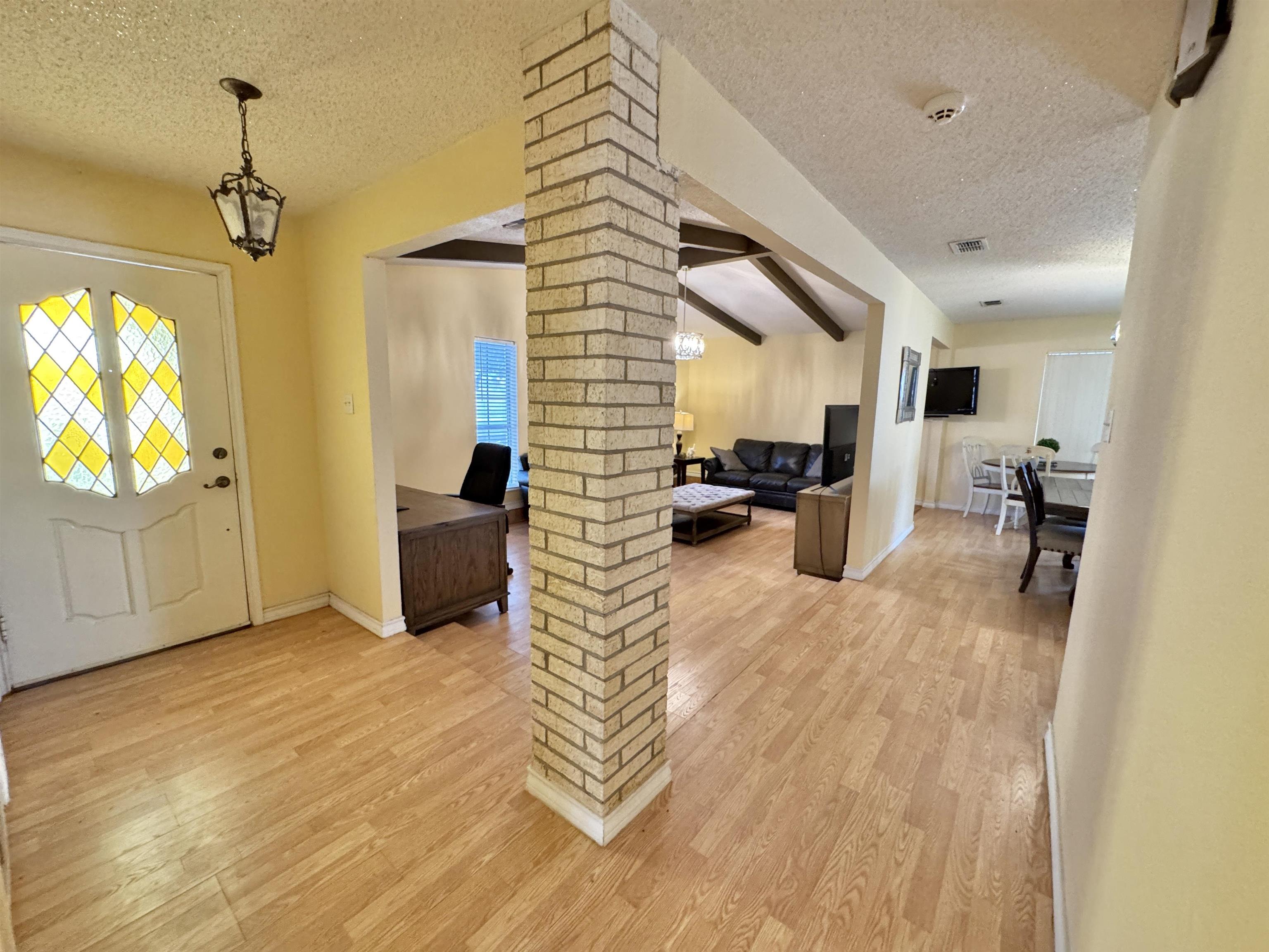 1410 Alamo St