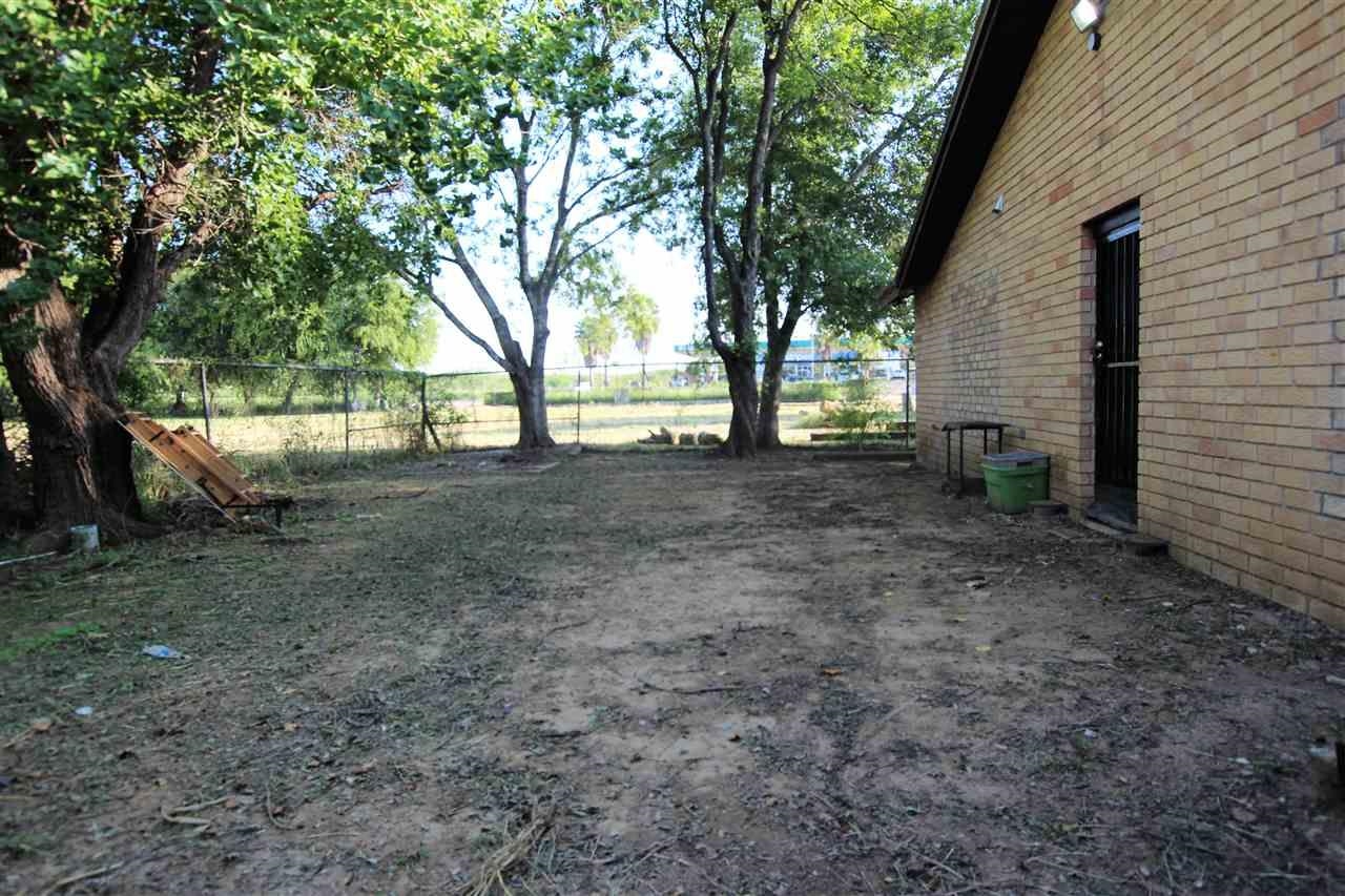 4605 Zapata Hwy
