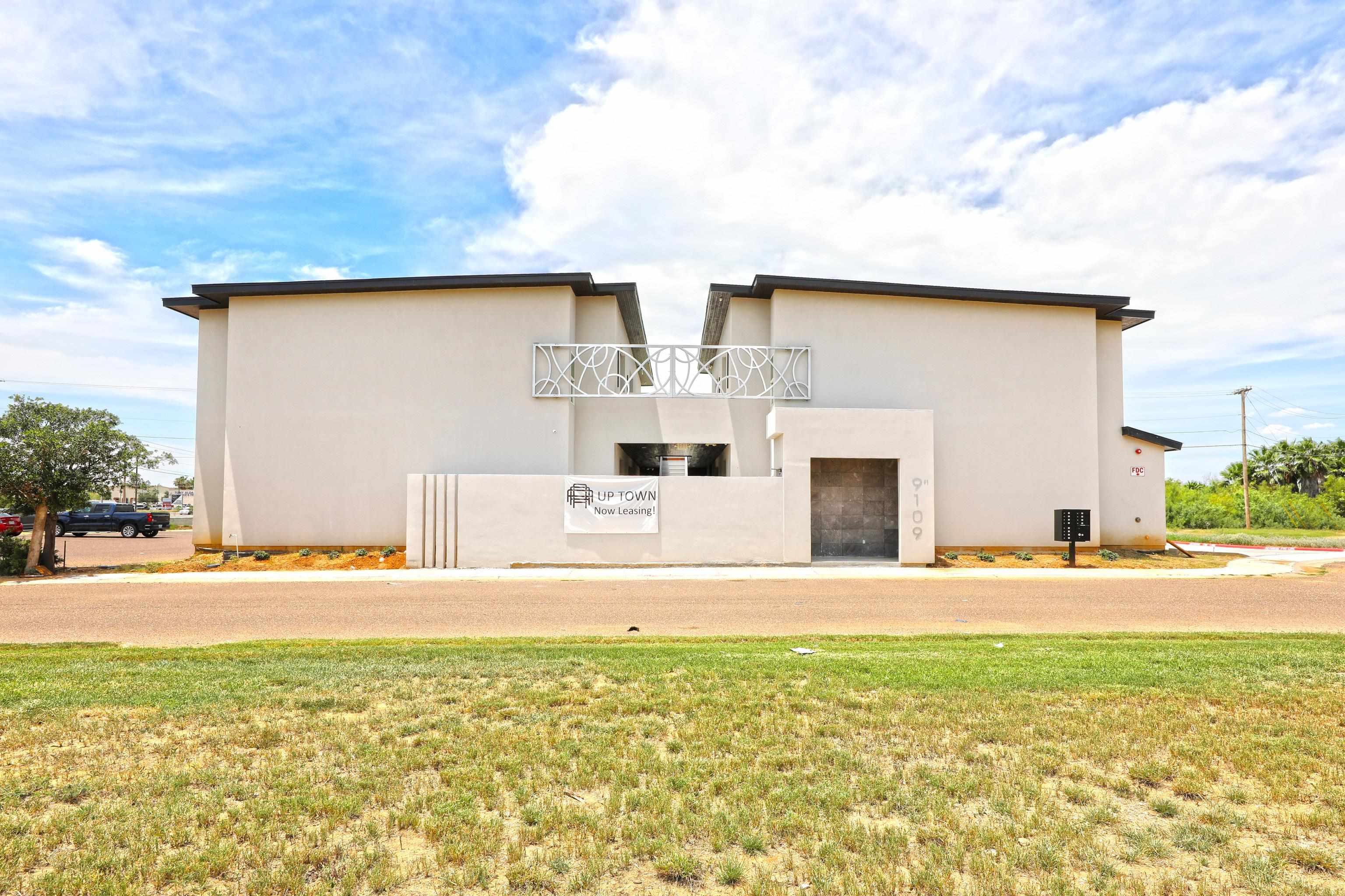 9109 McPherson Rd Unit: 5