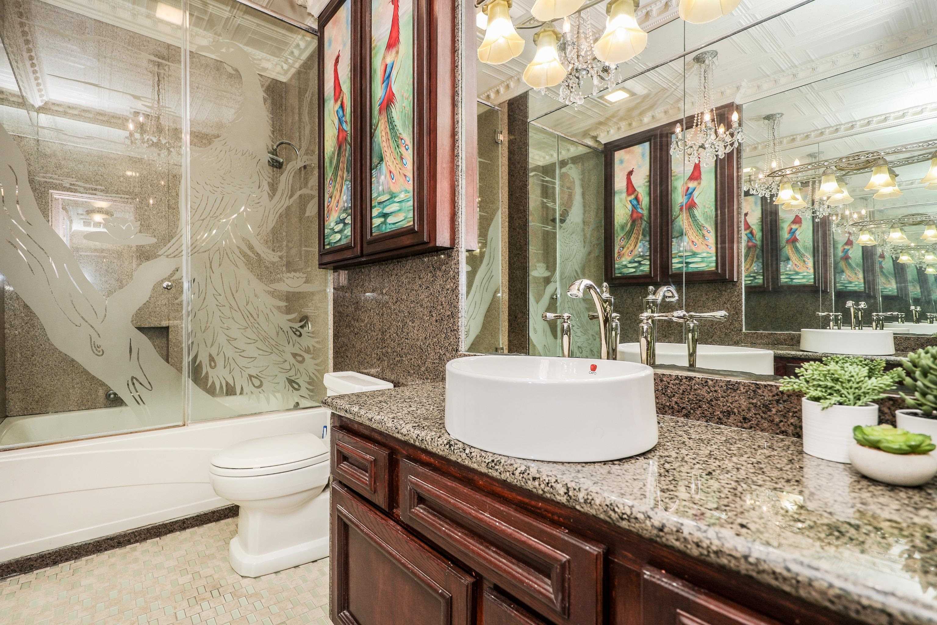 5500 McPherson Rd Unit: 29