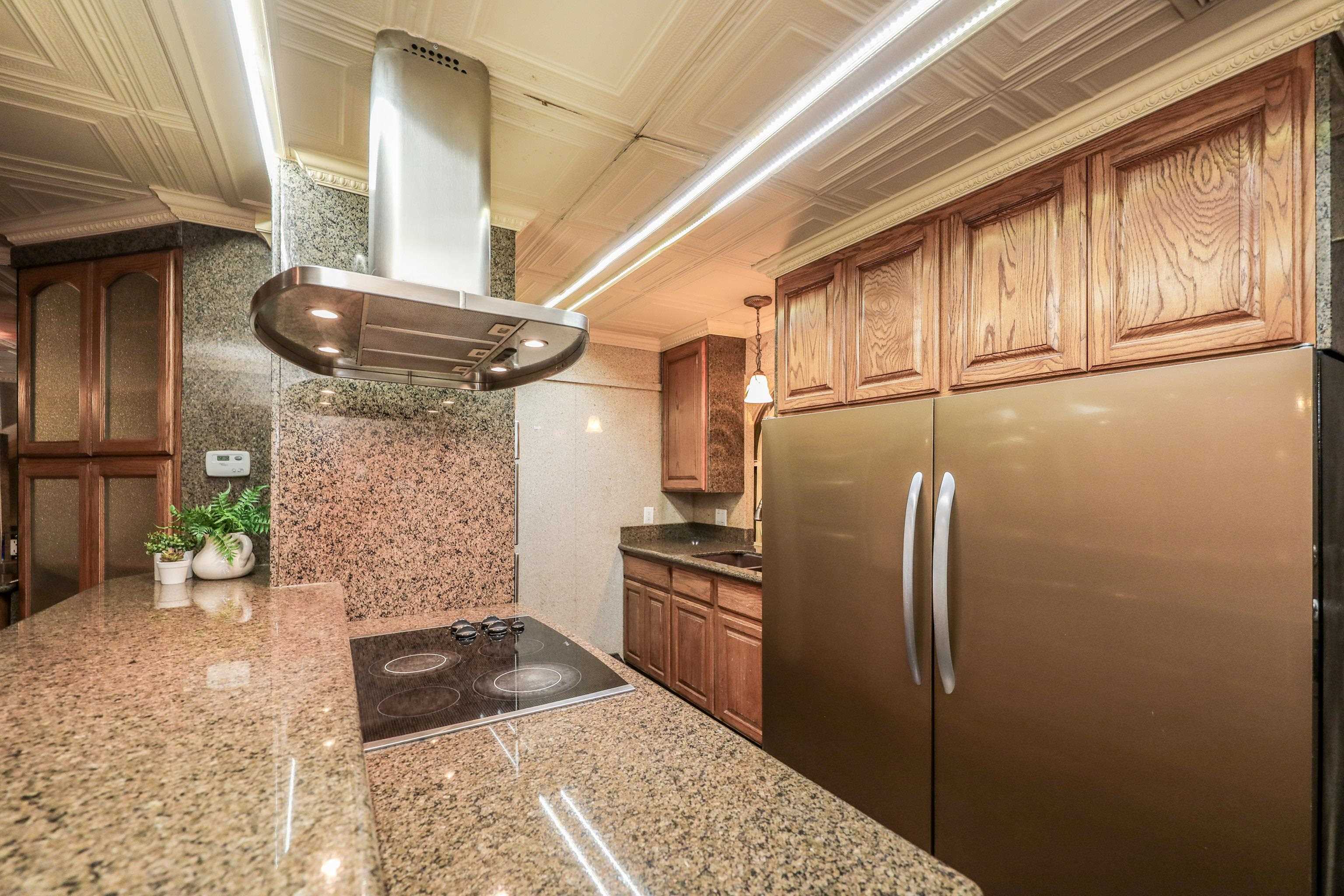 5500 McPherson Rd Unit: 29