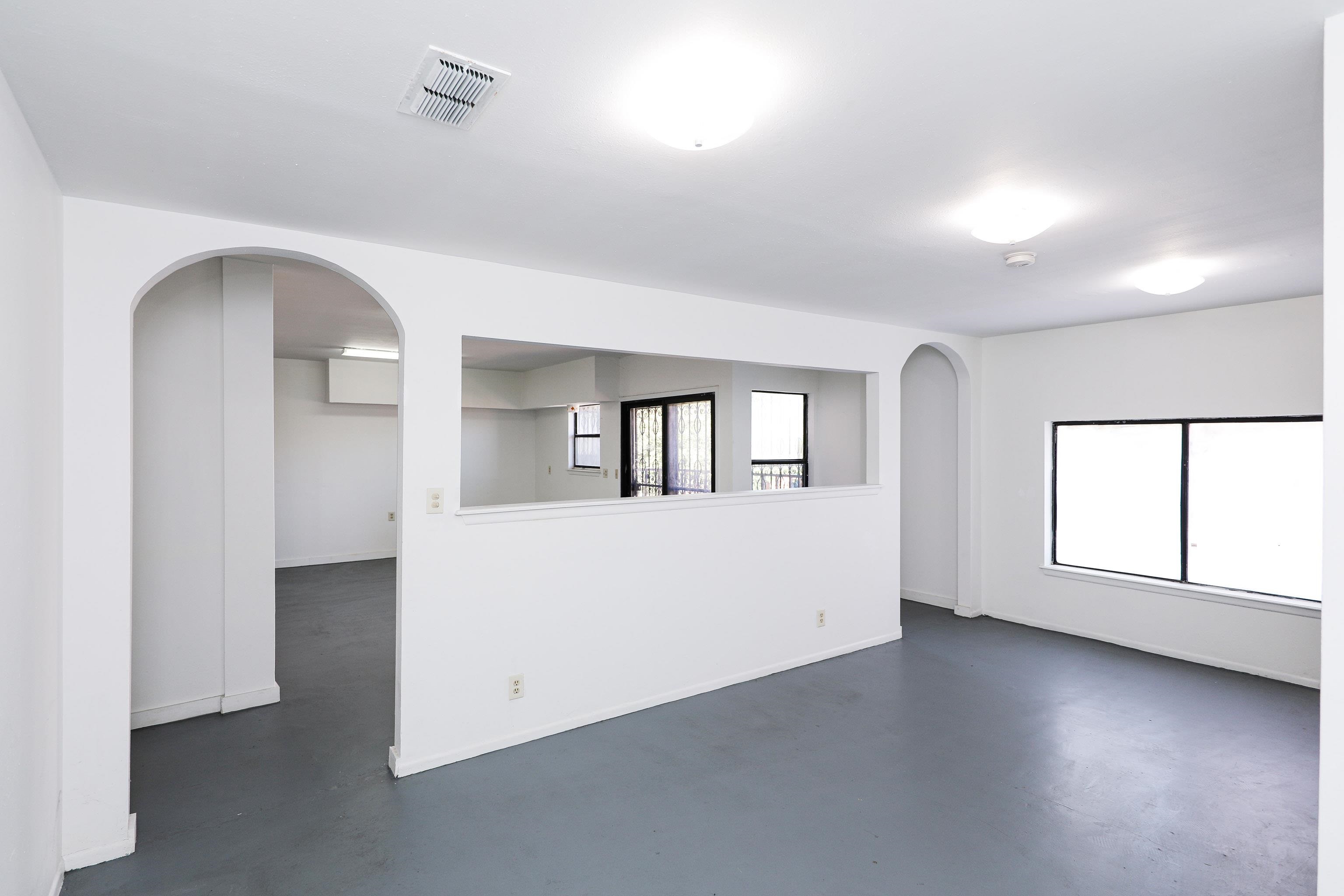 1209 Iturbide St Unit: 2-7