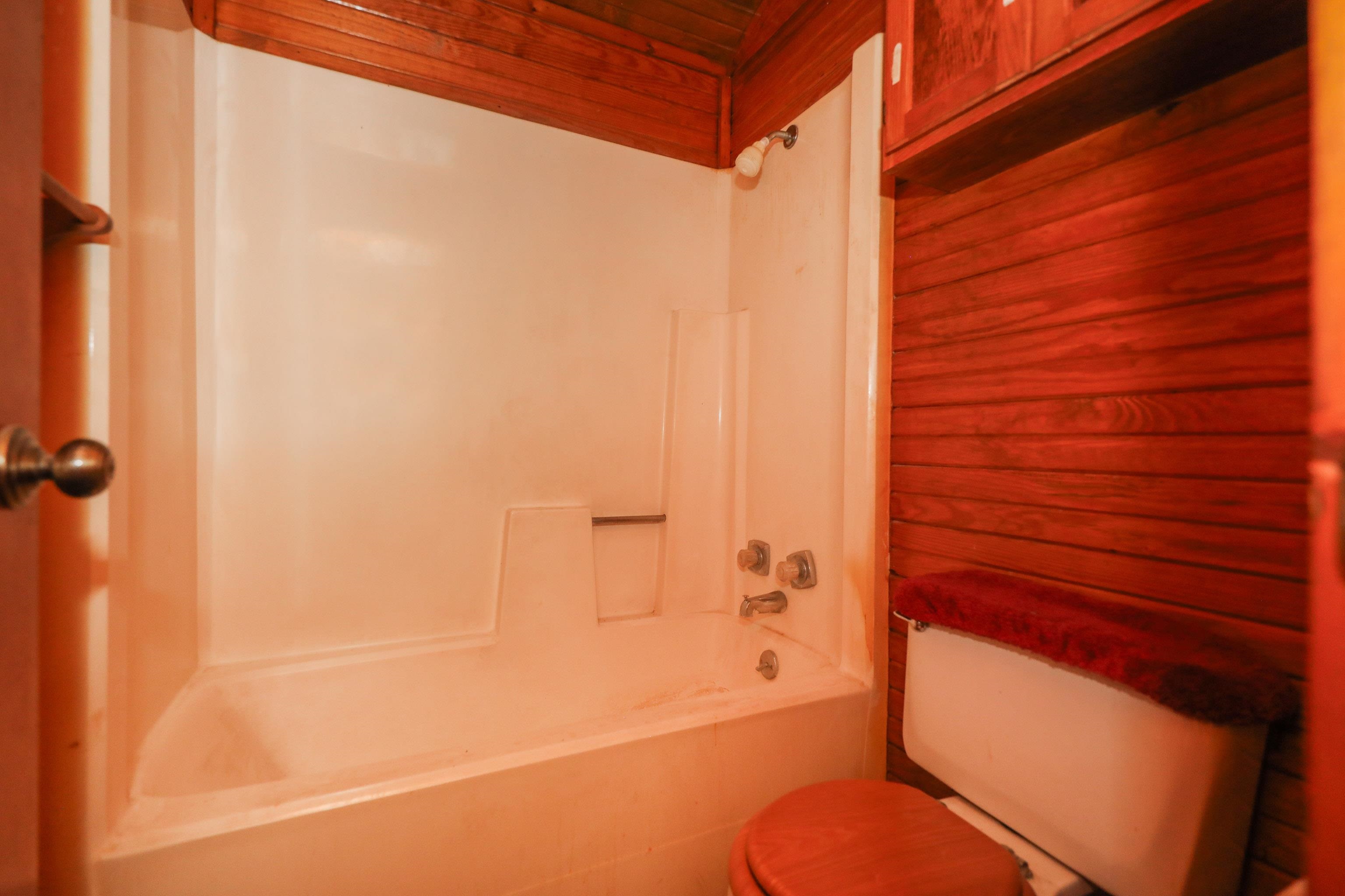 8502 San Lorenzo Dr Unit: LOTS 20 & 21.