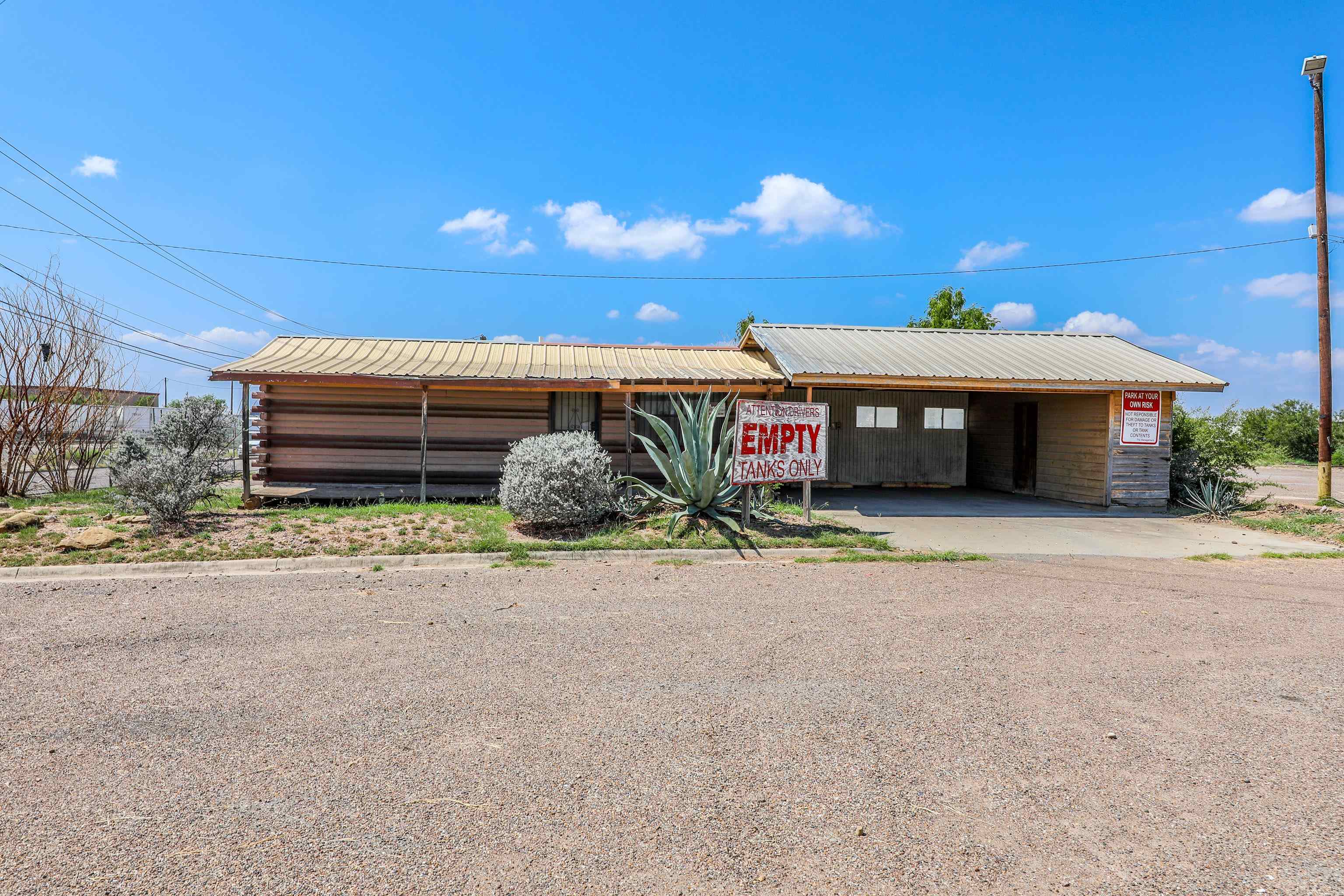 8502 San Lorenzo Dr Unit: LOTS 20 & 21.