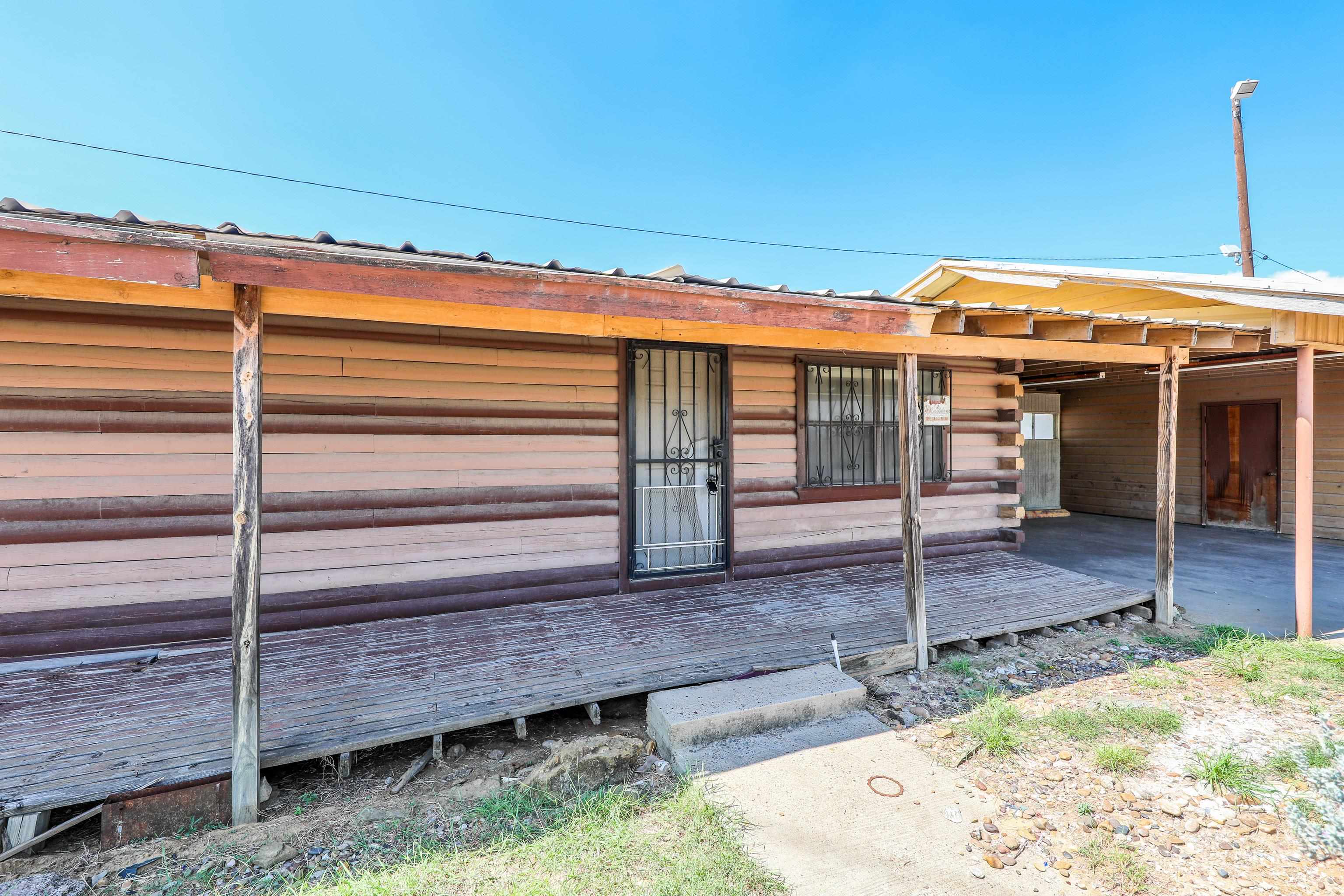 8502 San Lorenzo Dr Unit: LOTS 20 & 21.