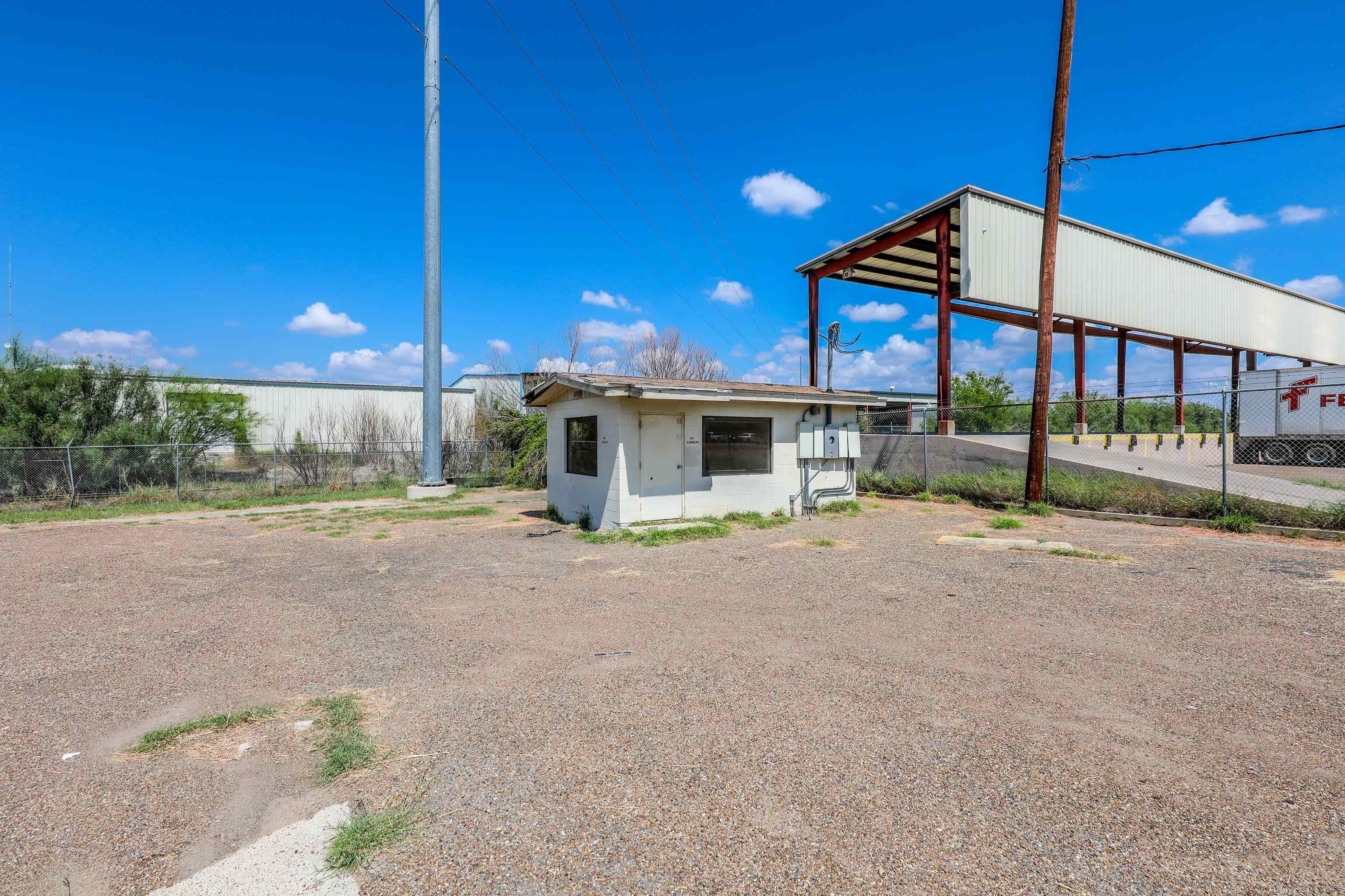 8502 San Lorenzo Dr Unit: LOTS 20 & 21.