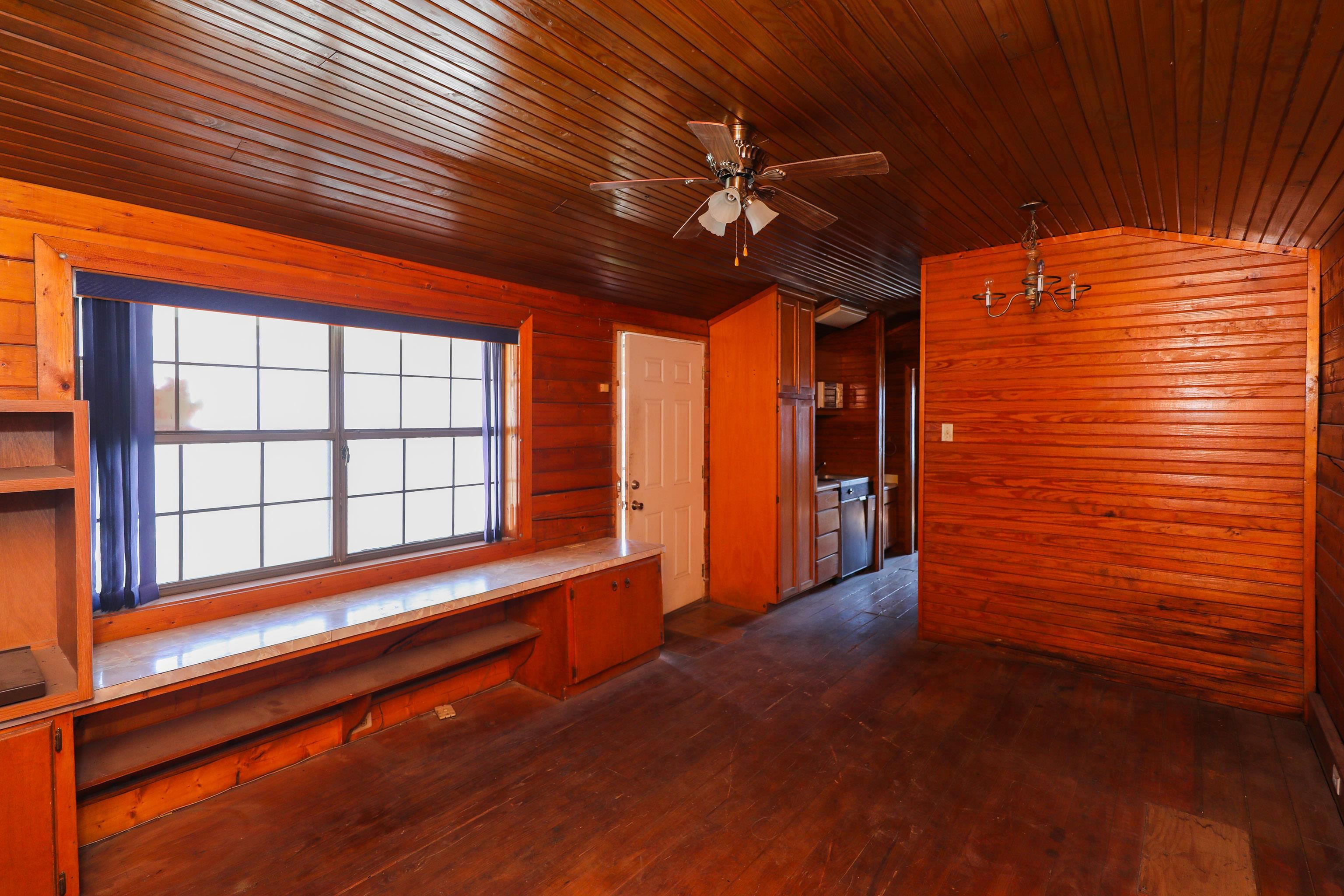 8502 San Lorenzo Dr Unit: LOTS 20 & 21.
