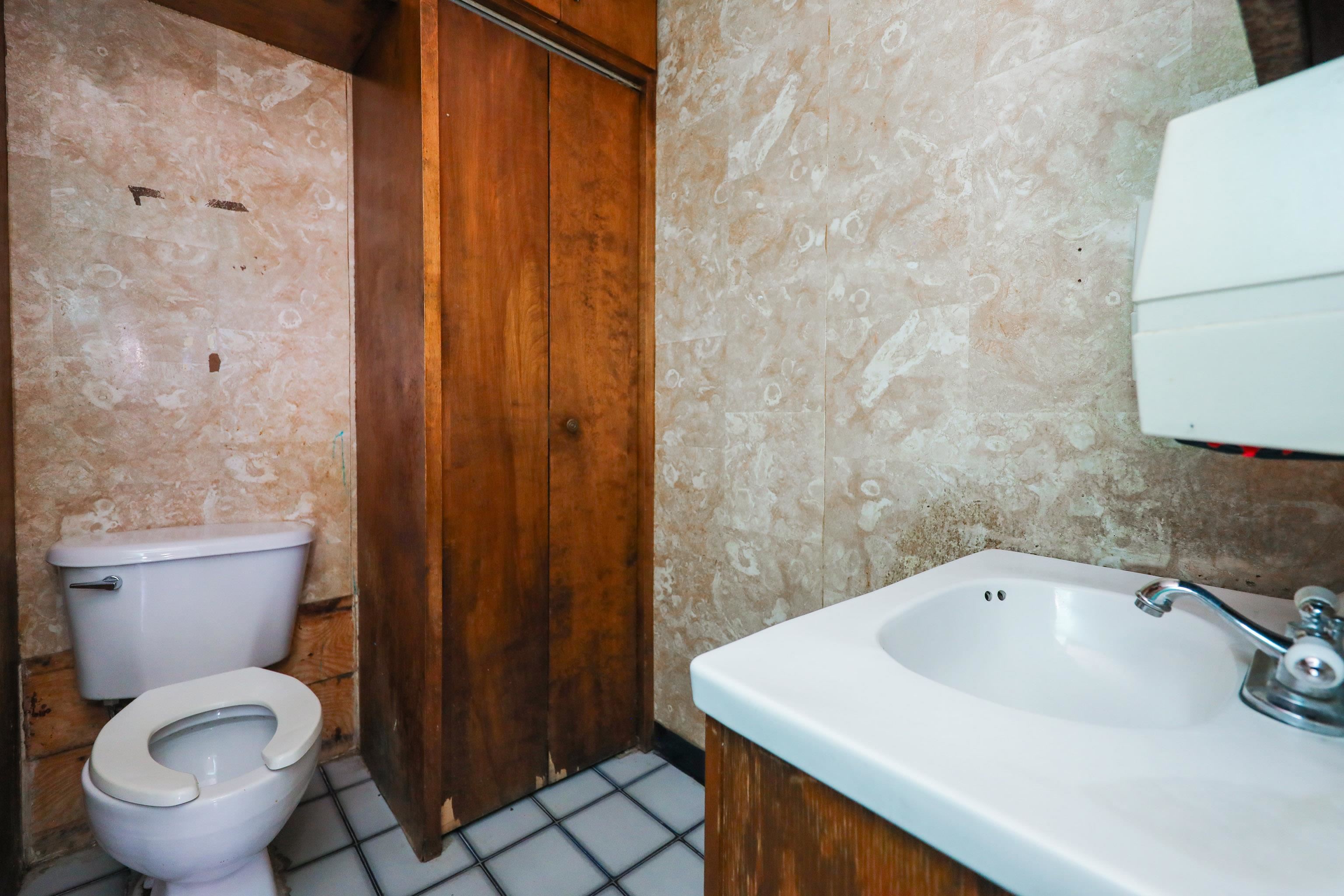 8502 San Lorenzo Dr Unit: LOT 18,19.