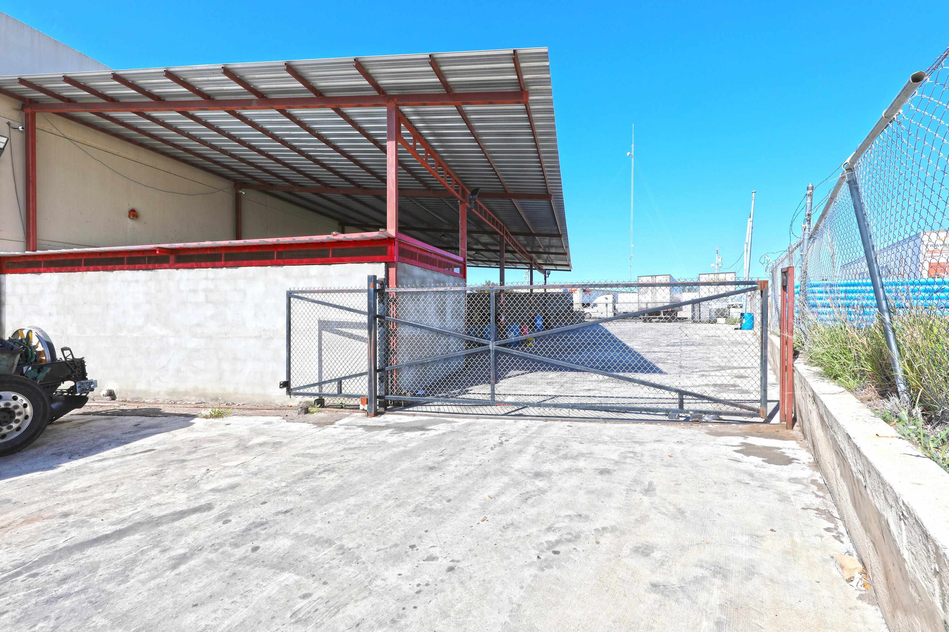 301 Grand Central Blvd