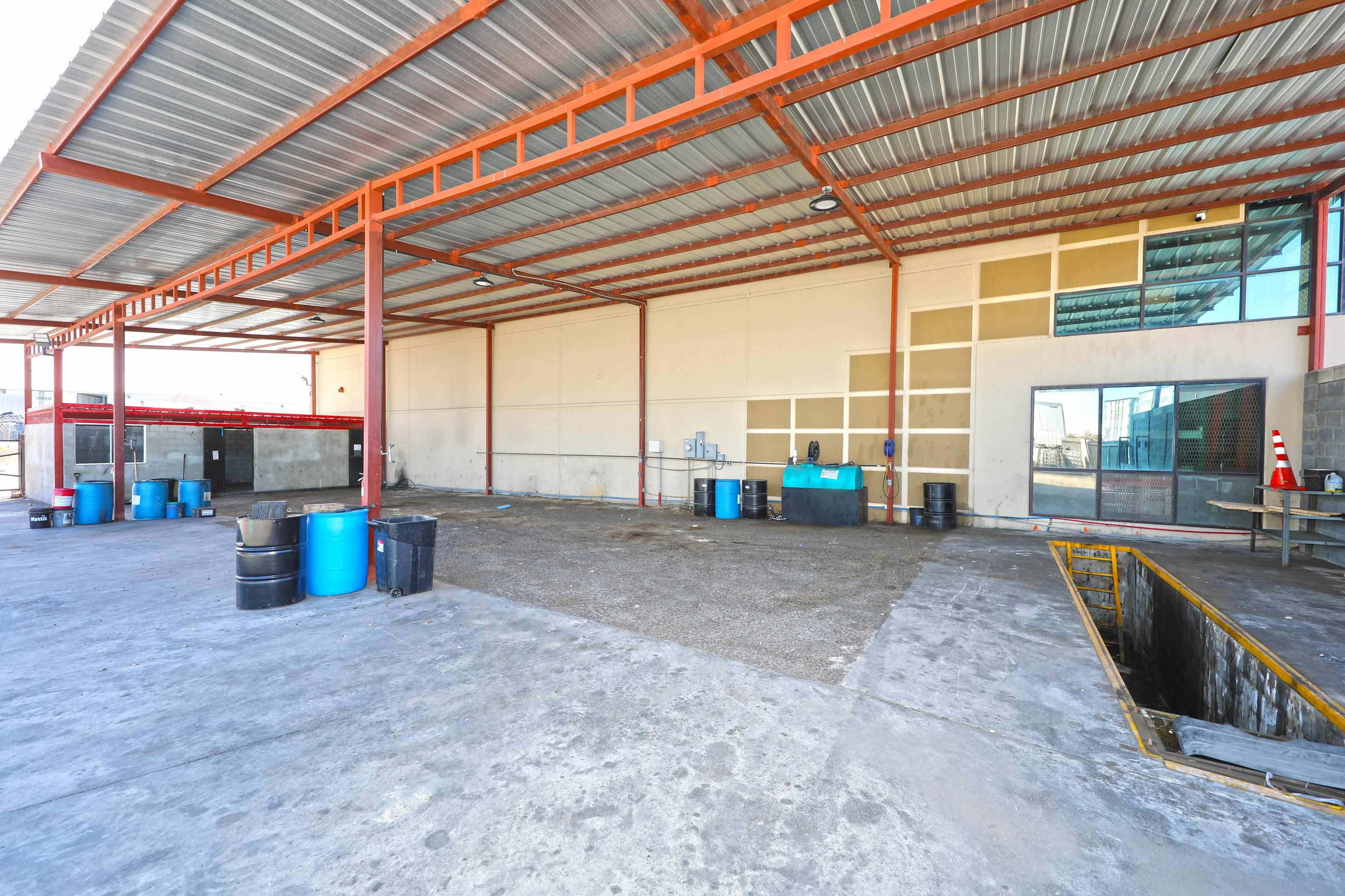 301 Grand Central Blvd