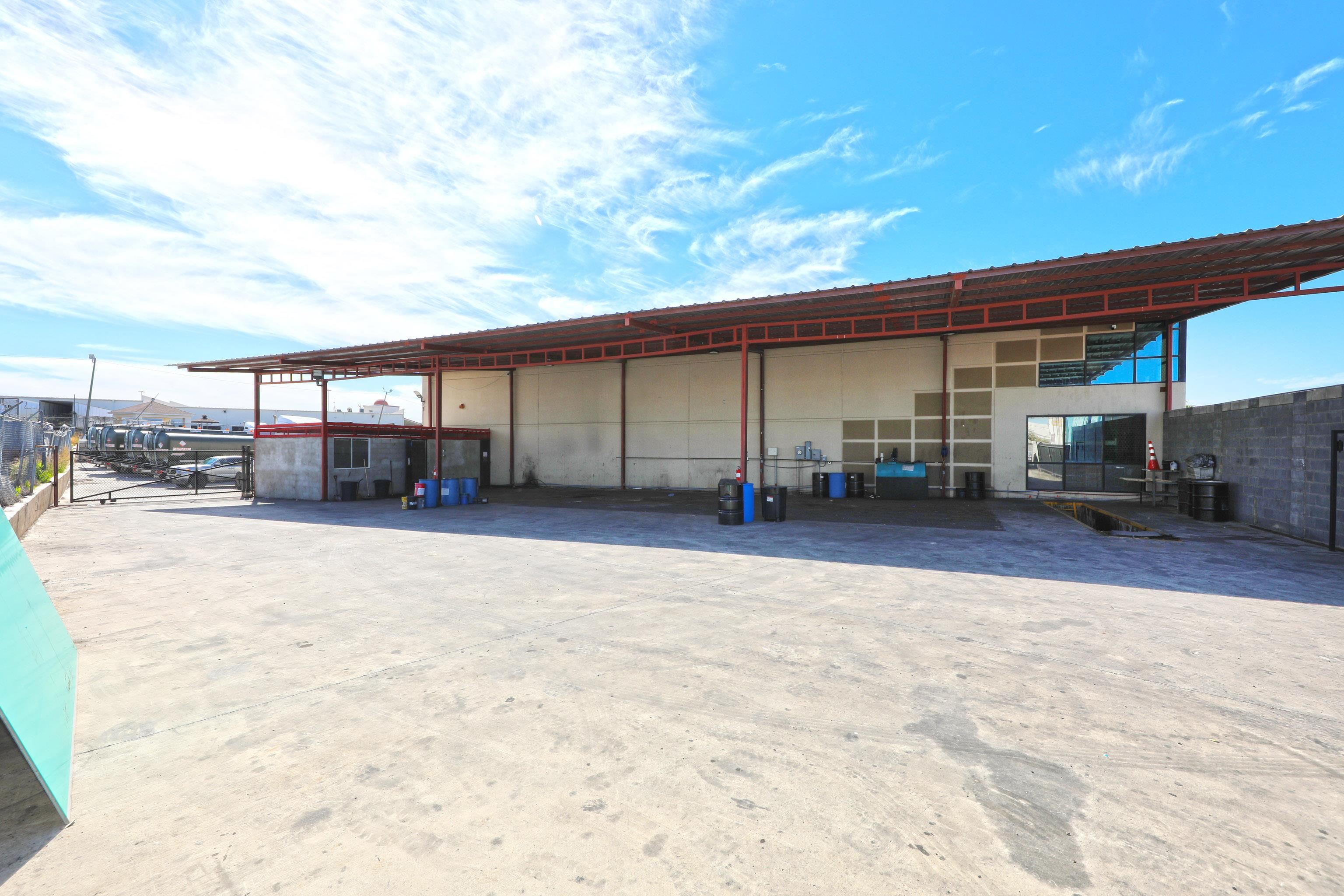 301 Grand Central Blvd