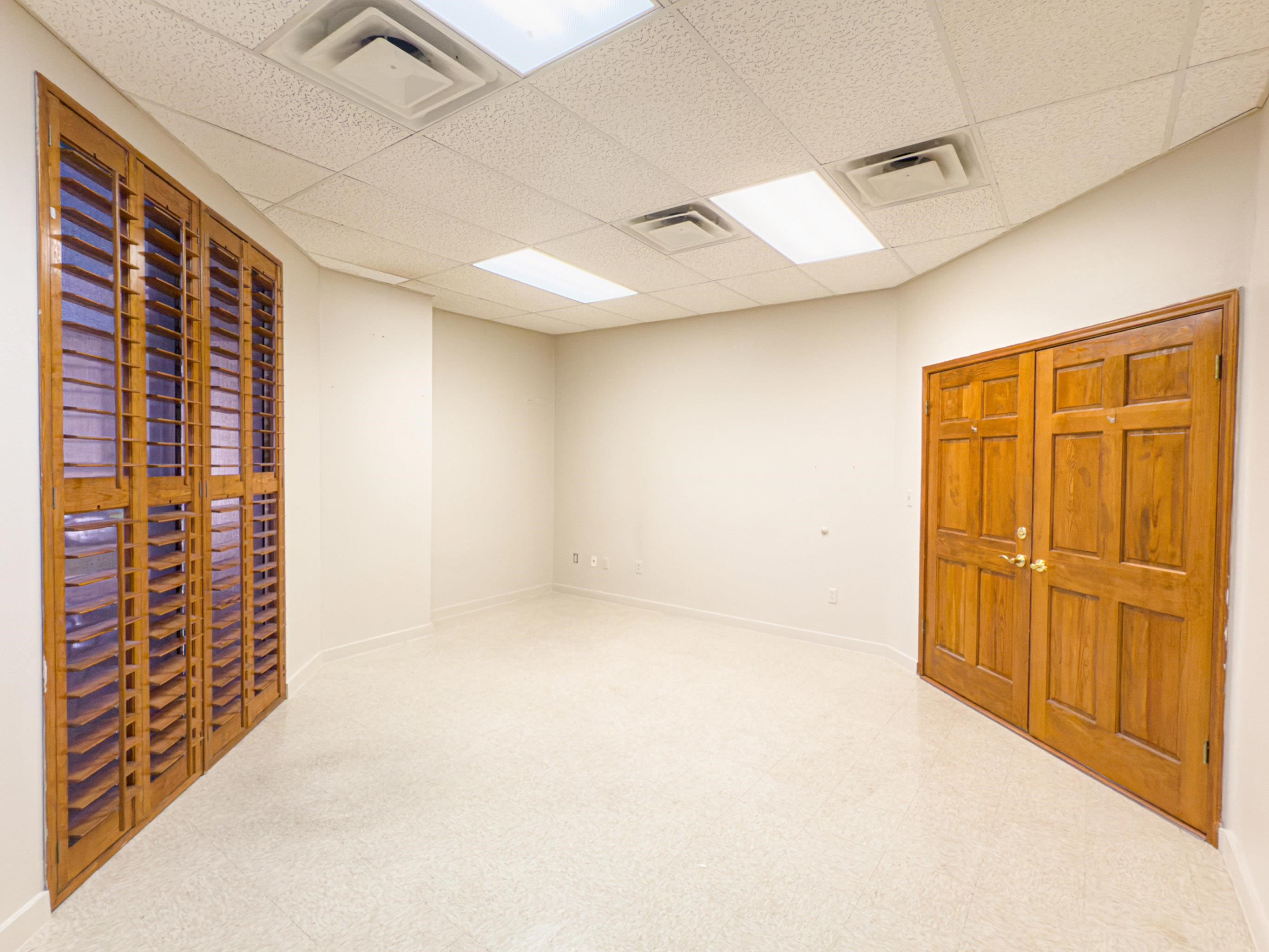 107 Calle Del Norte Unit: Unit 1-C, Suite-2