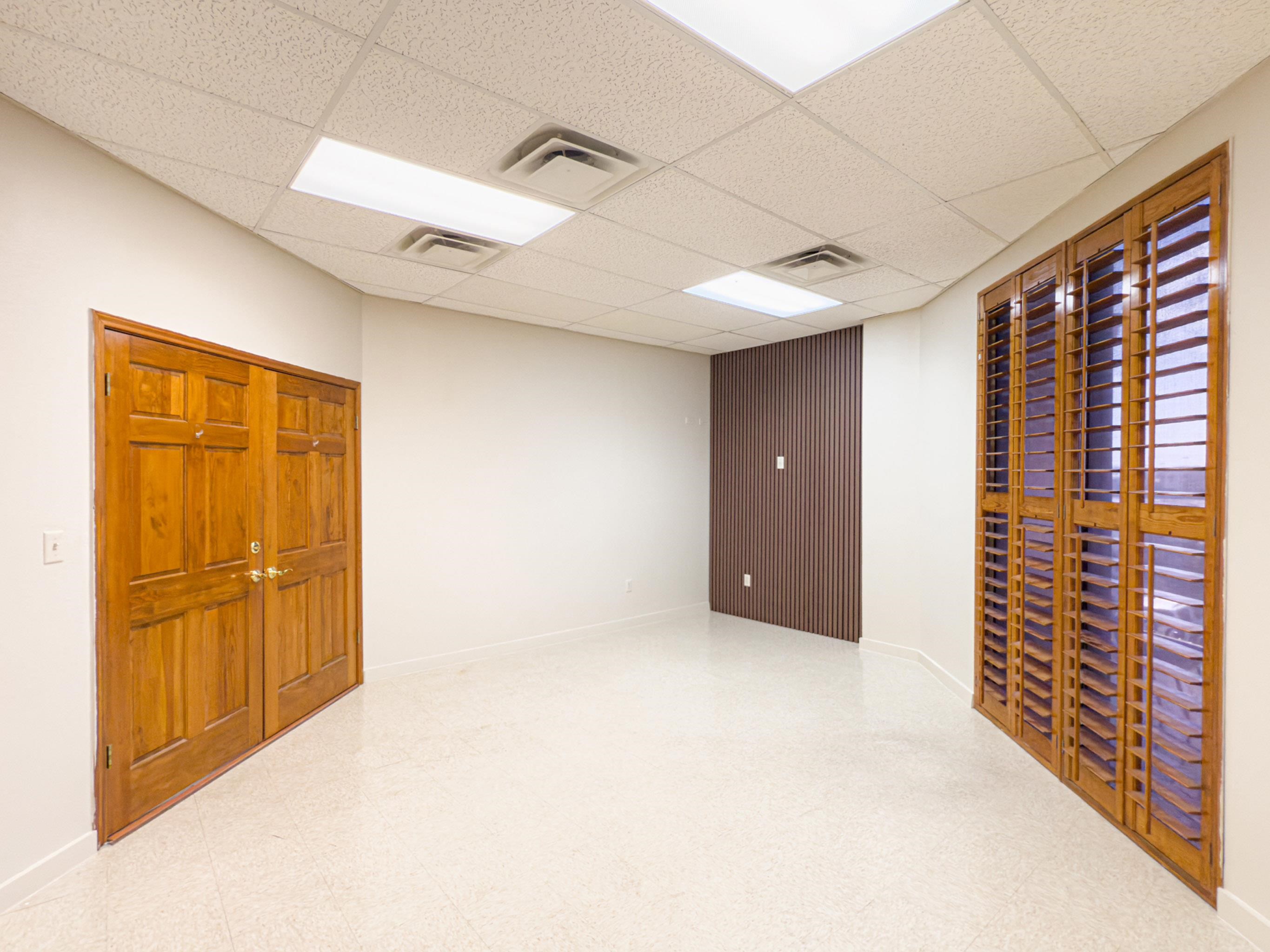 107 Calle Del Norte Unit: Unit 1-C, Suite-2