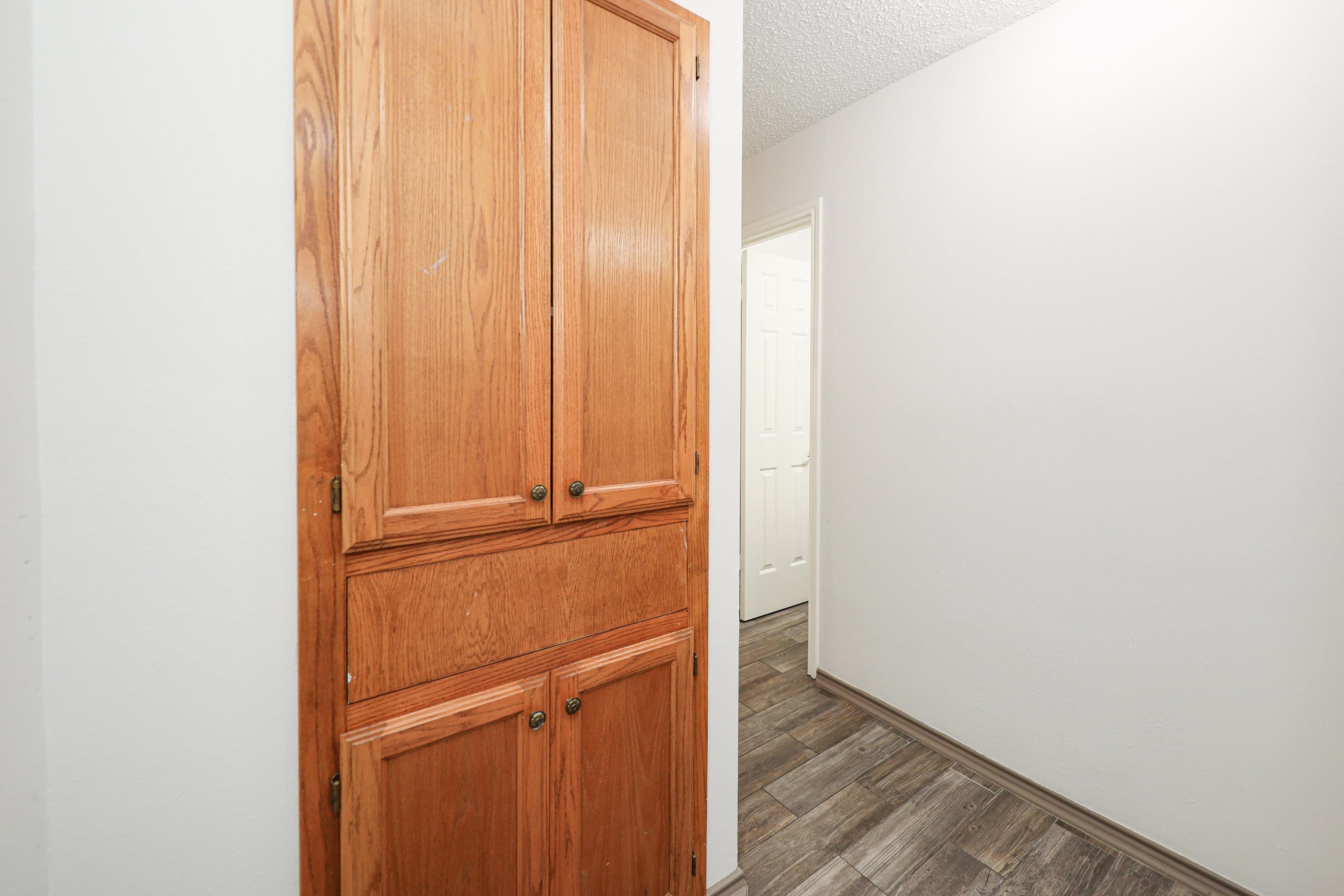 104 Belaire Dr Unit: 102