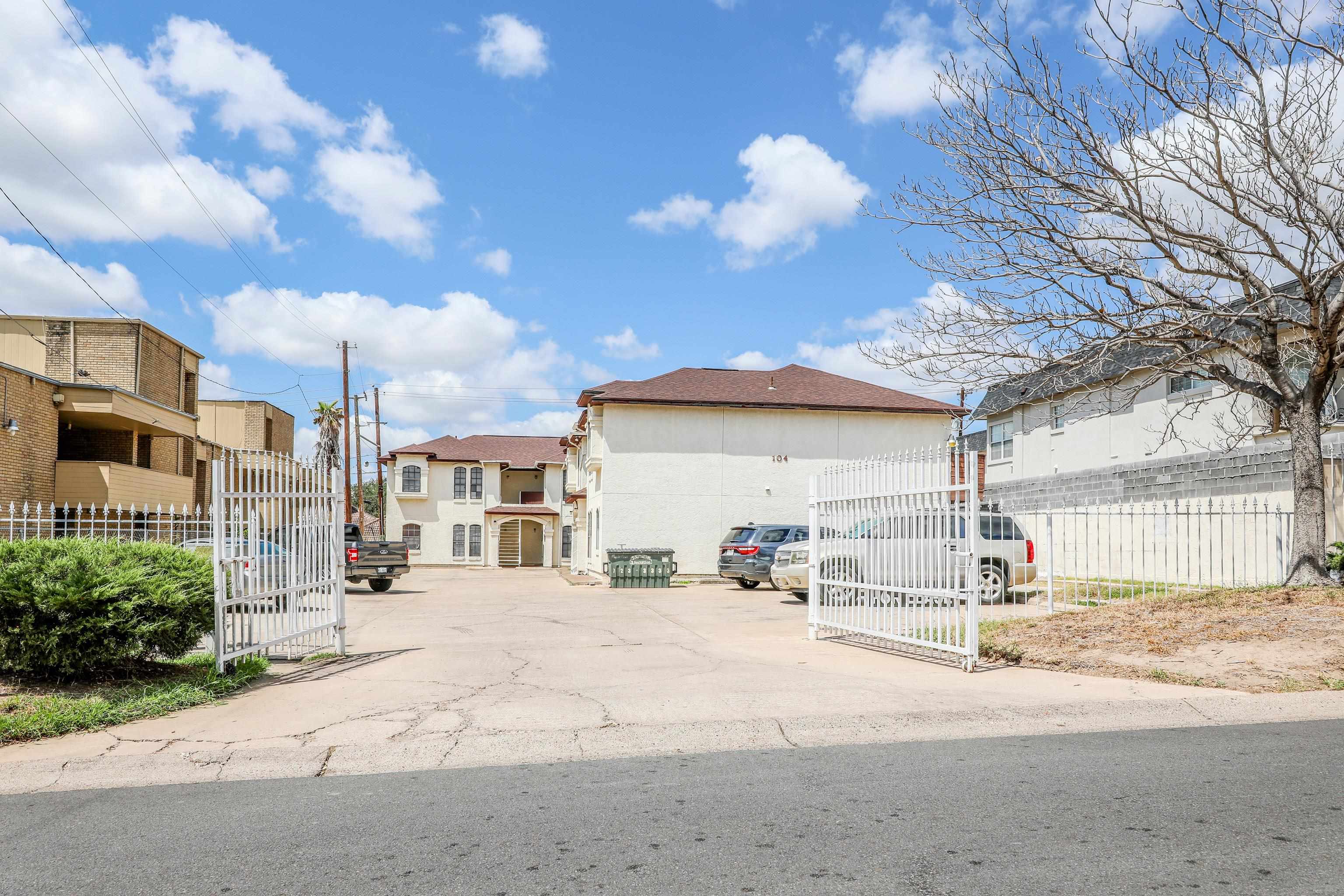 104 Belaire Dr Unit: 102