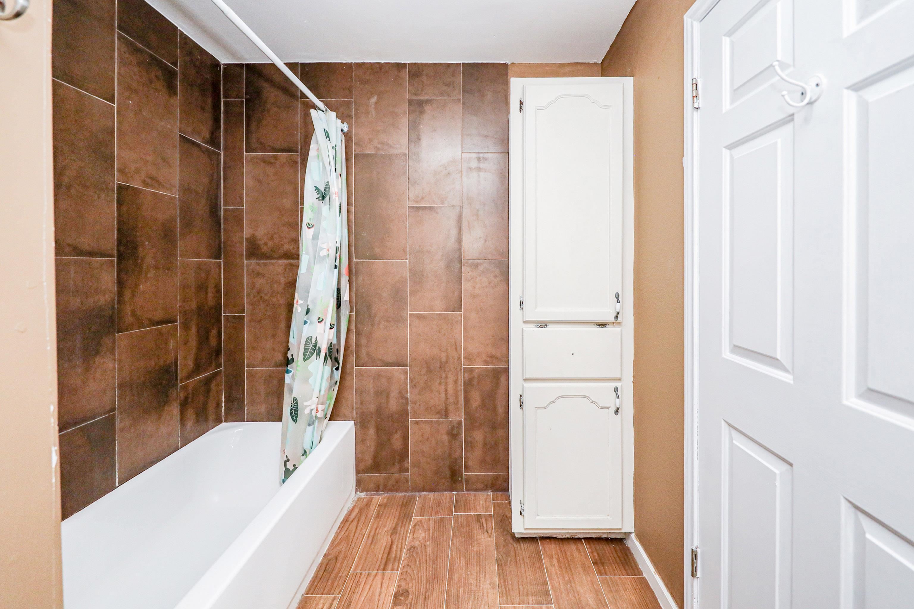 8 Fenwick Dr