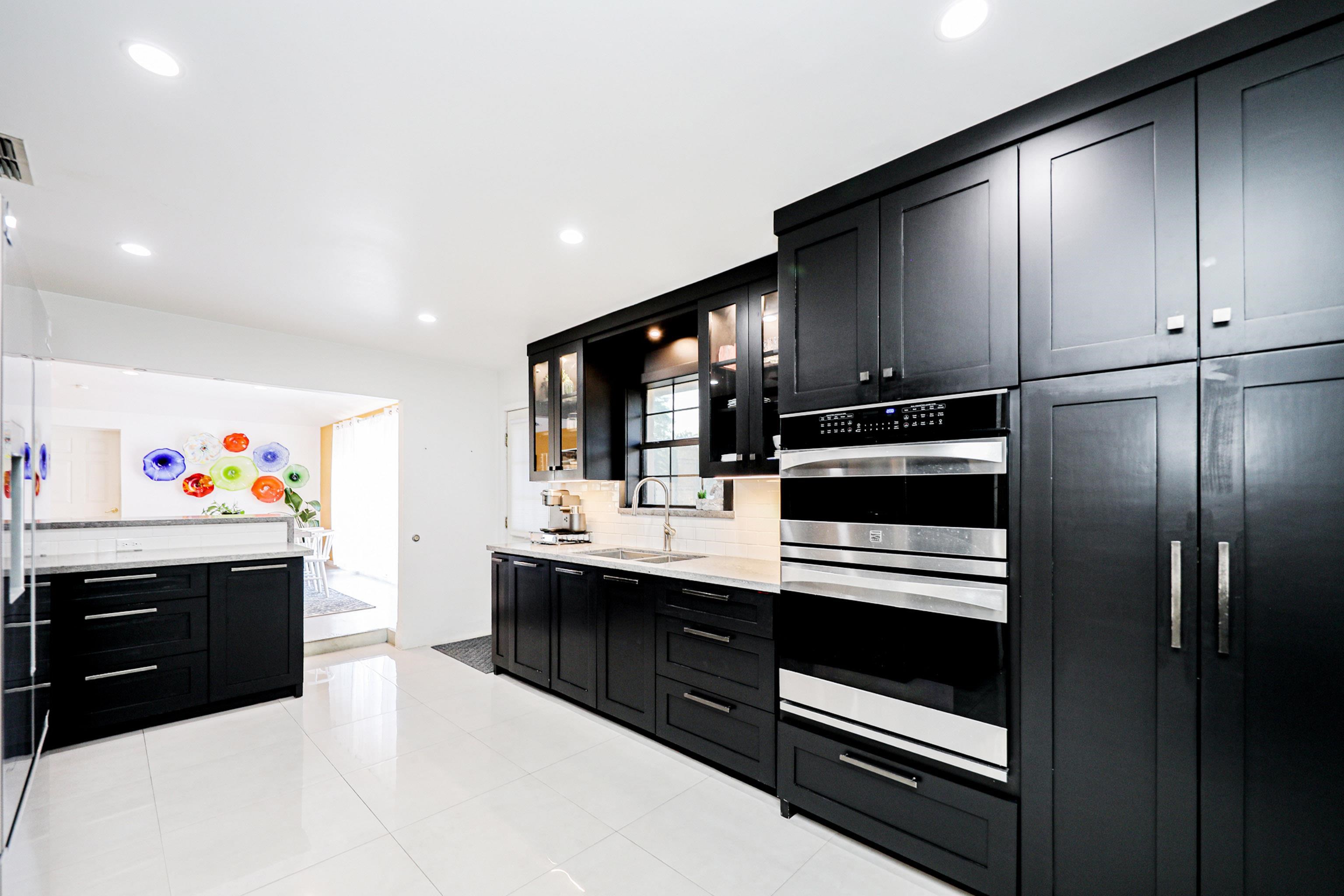 8 Fenwick Dr