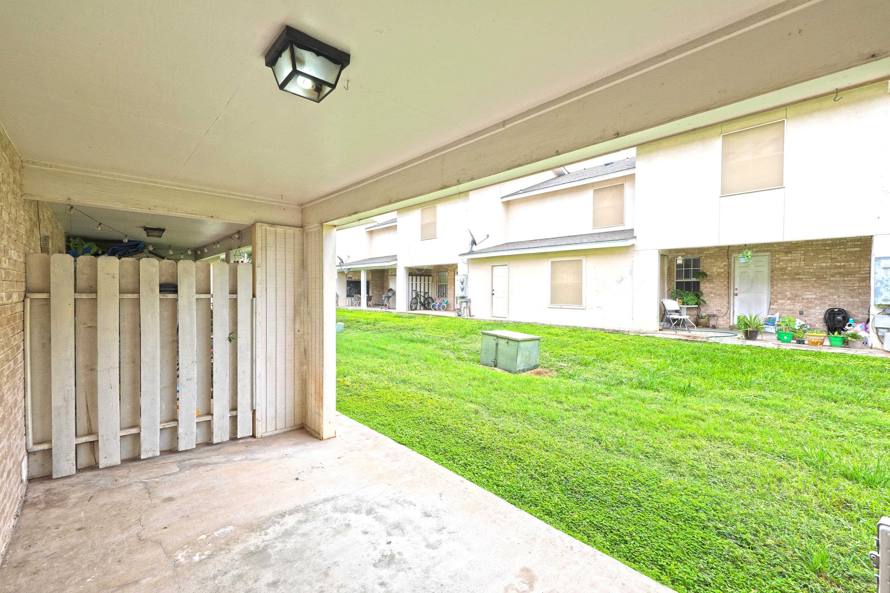 8911 McPherson Rd Unit: 4D