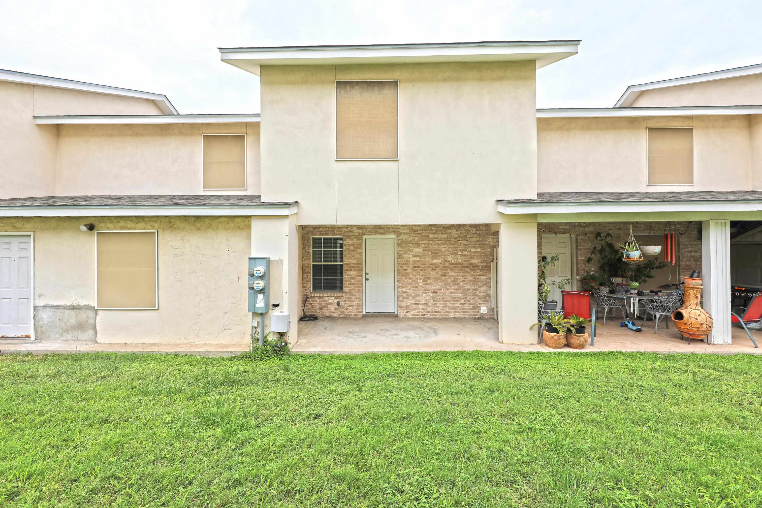 8911 McPherson Rd Unit: 4D