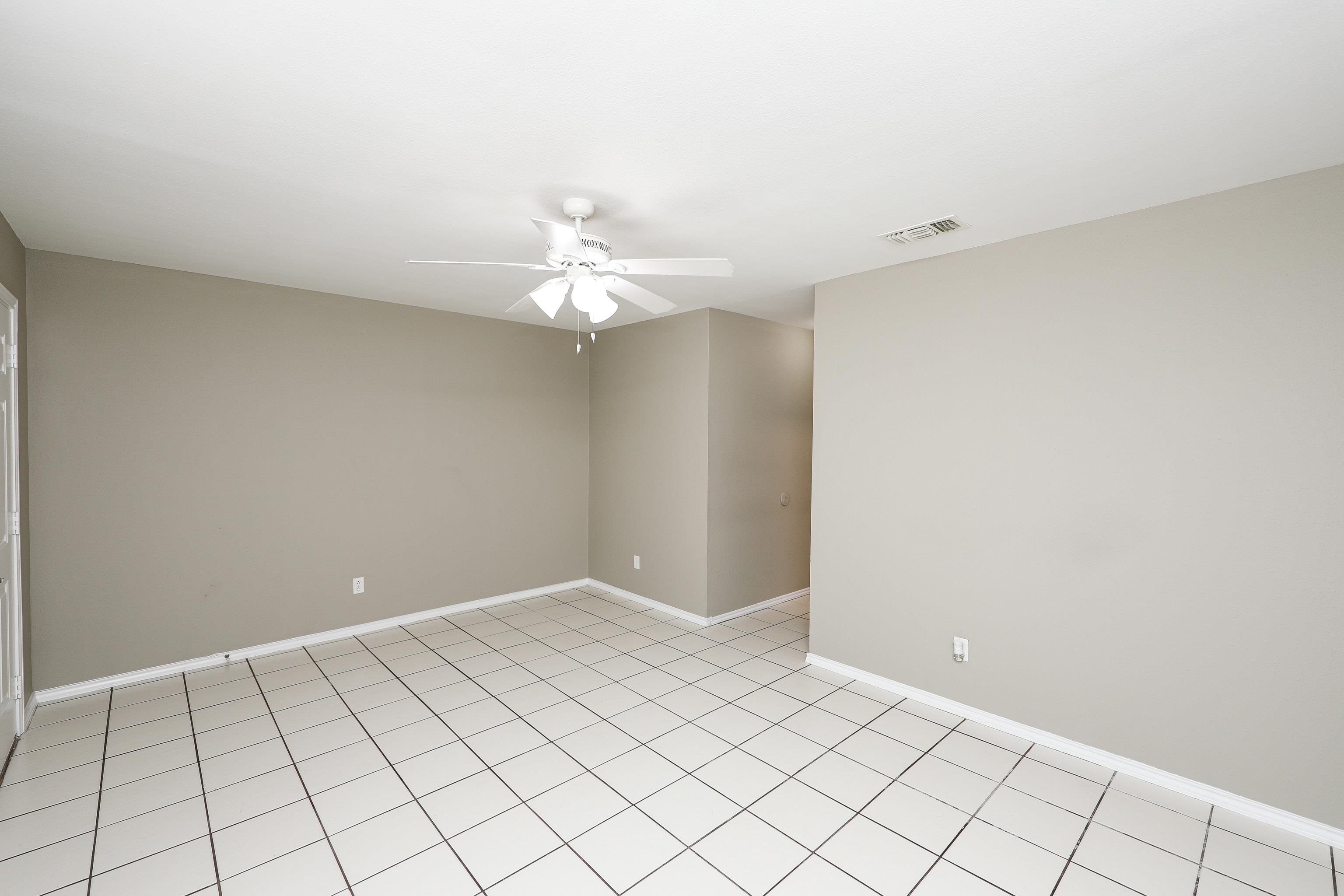 8911 McPherson Rd Unit: 4D