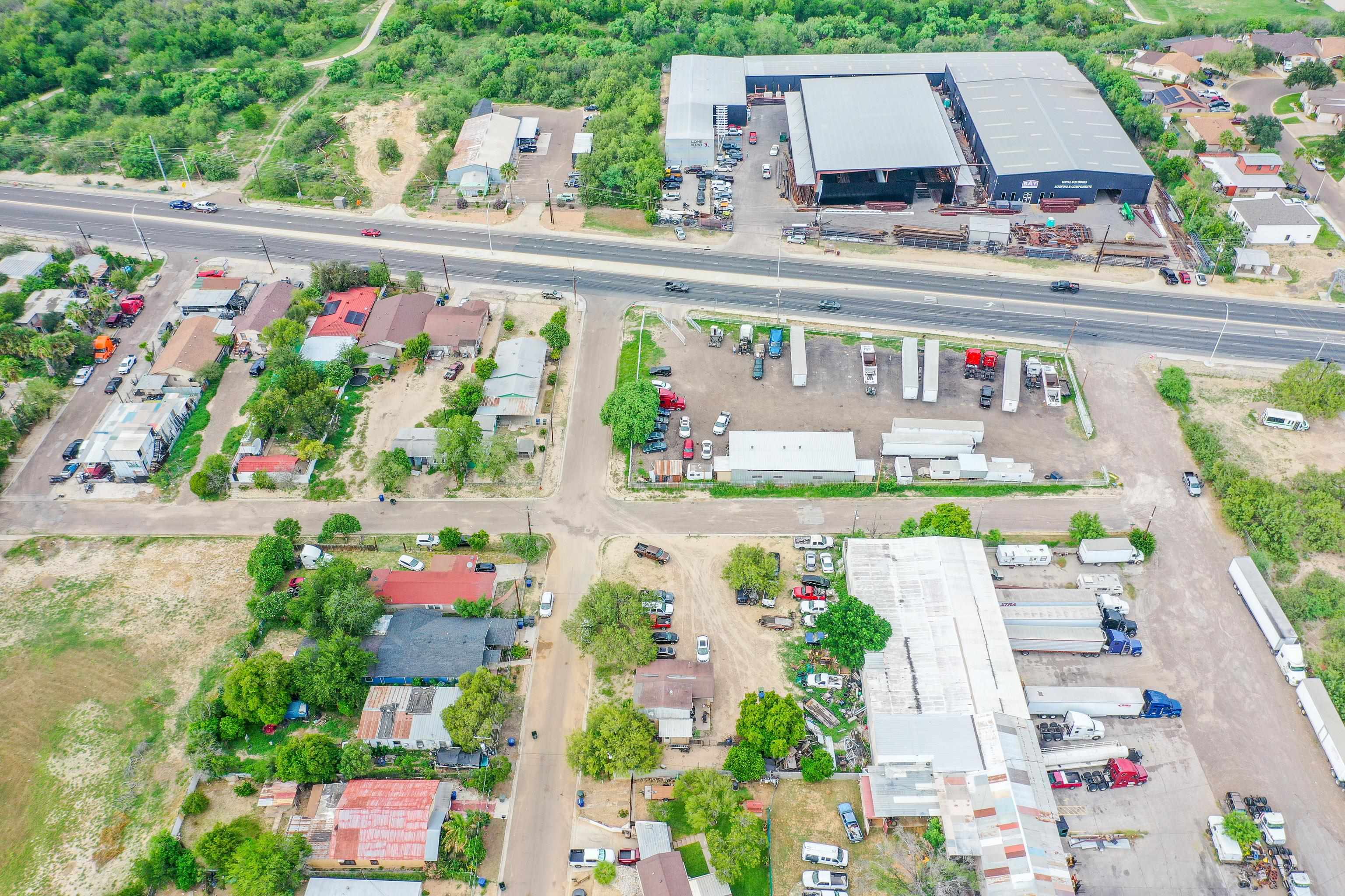 3201 & 3205 Chacon St