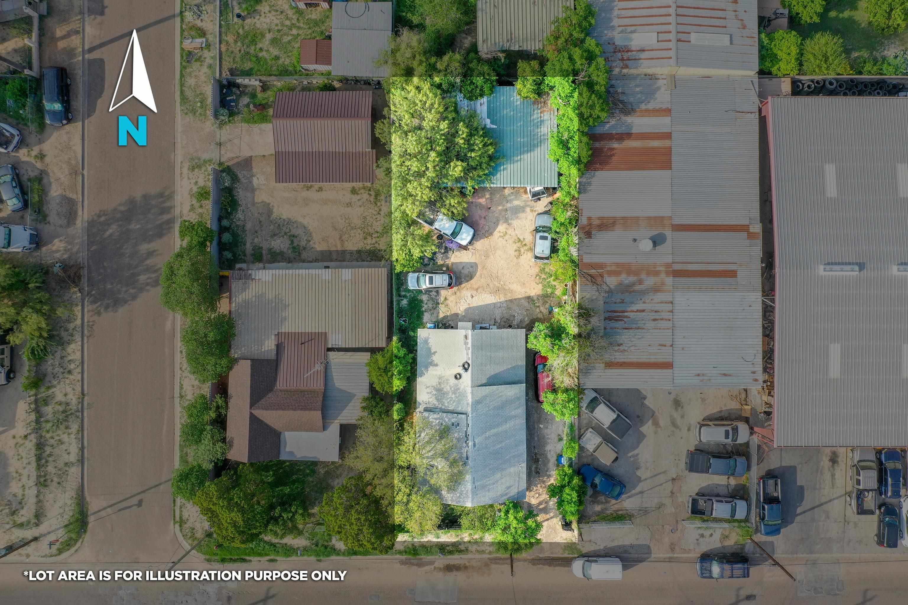 2704 Guadalupe St