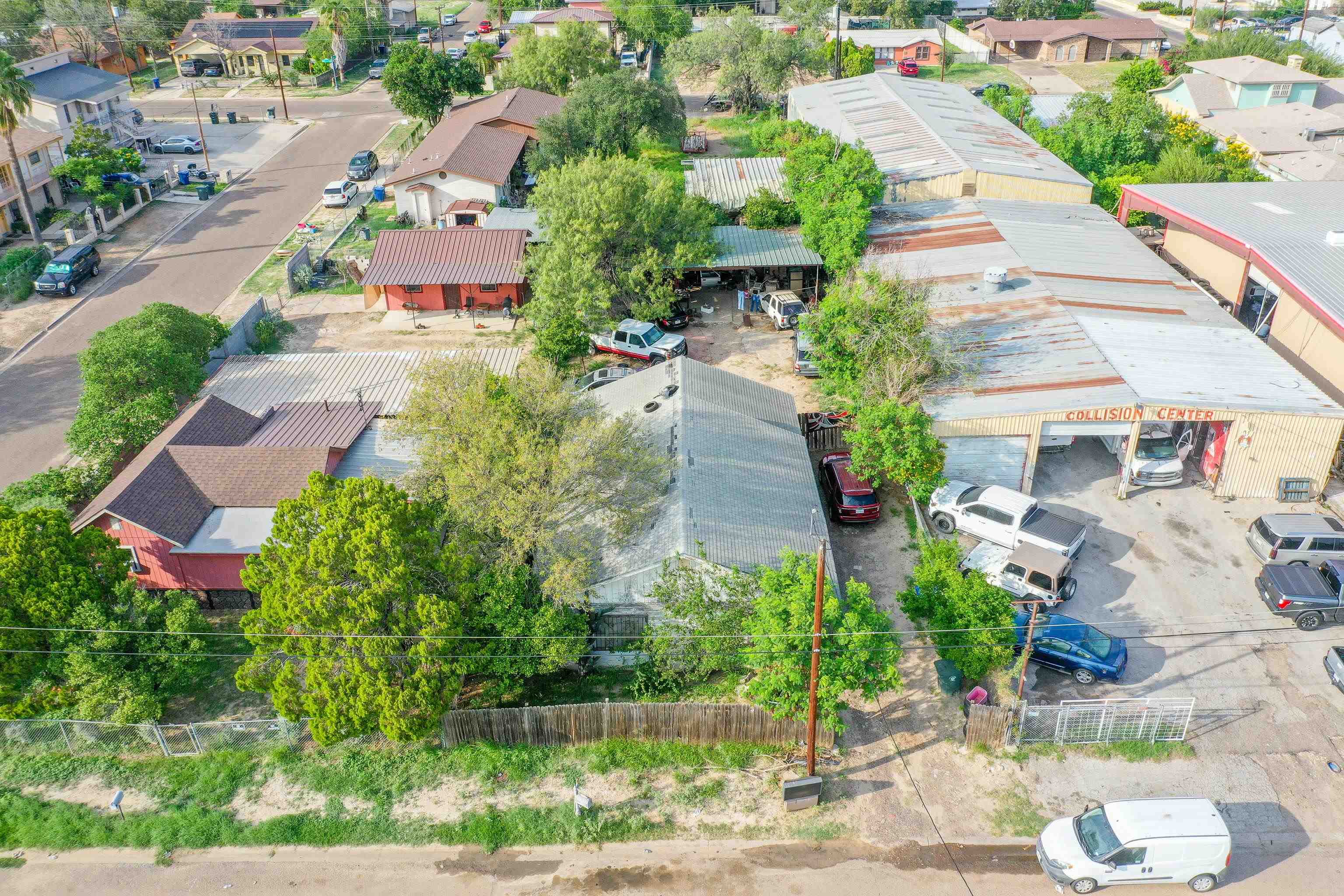 2704 Guadalupe St