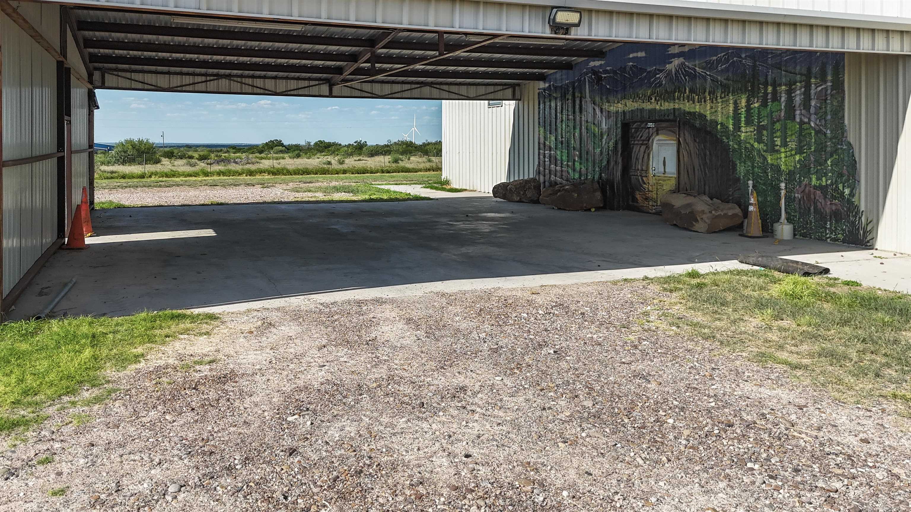 5029 S U.S. Hwy 83
