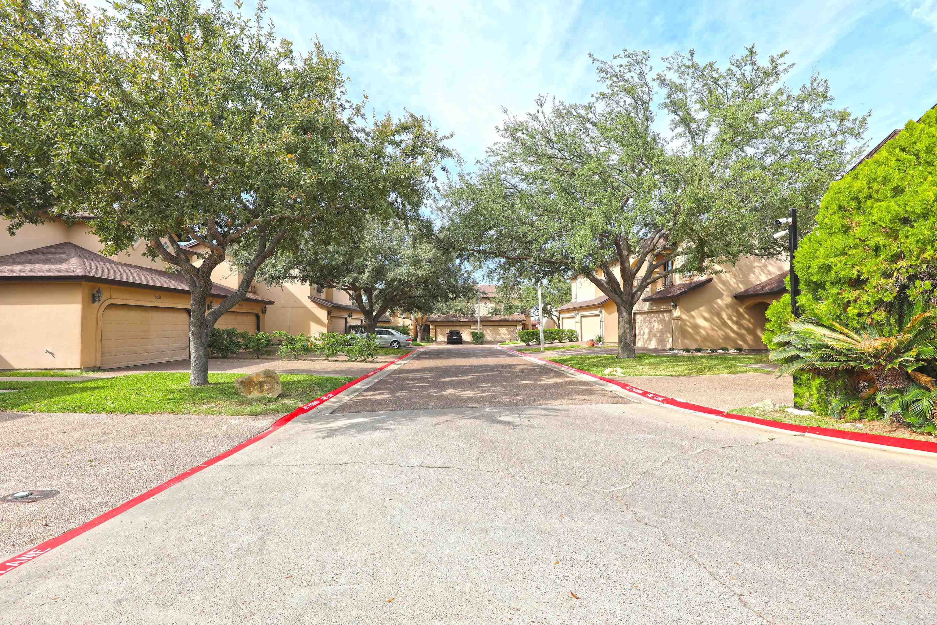 510 Shiloh Dr Unit: 704