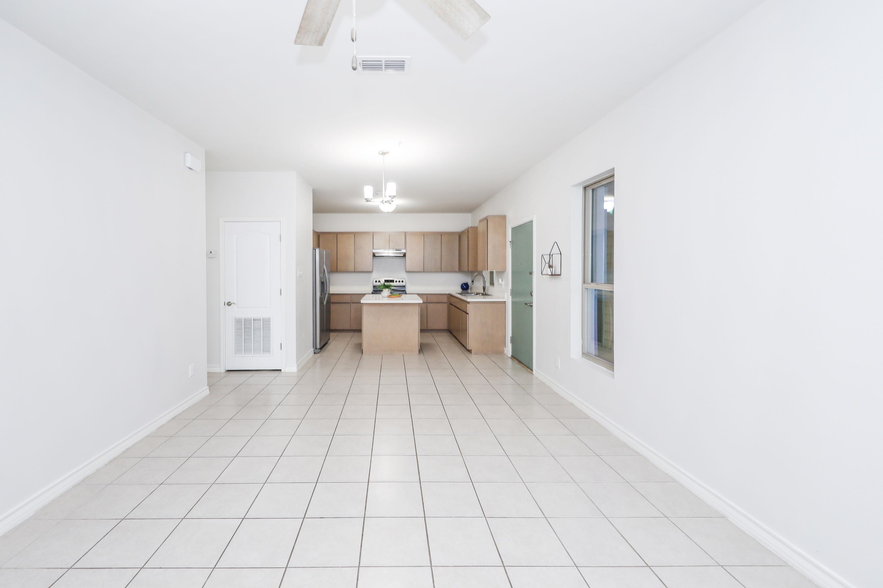 1511 Don Camilo Blvd Unit: 3