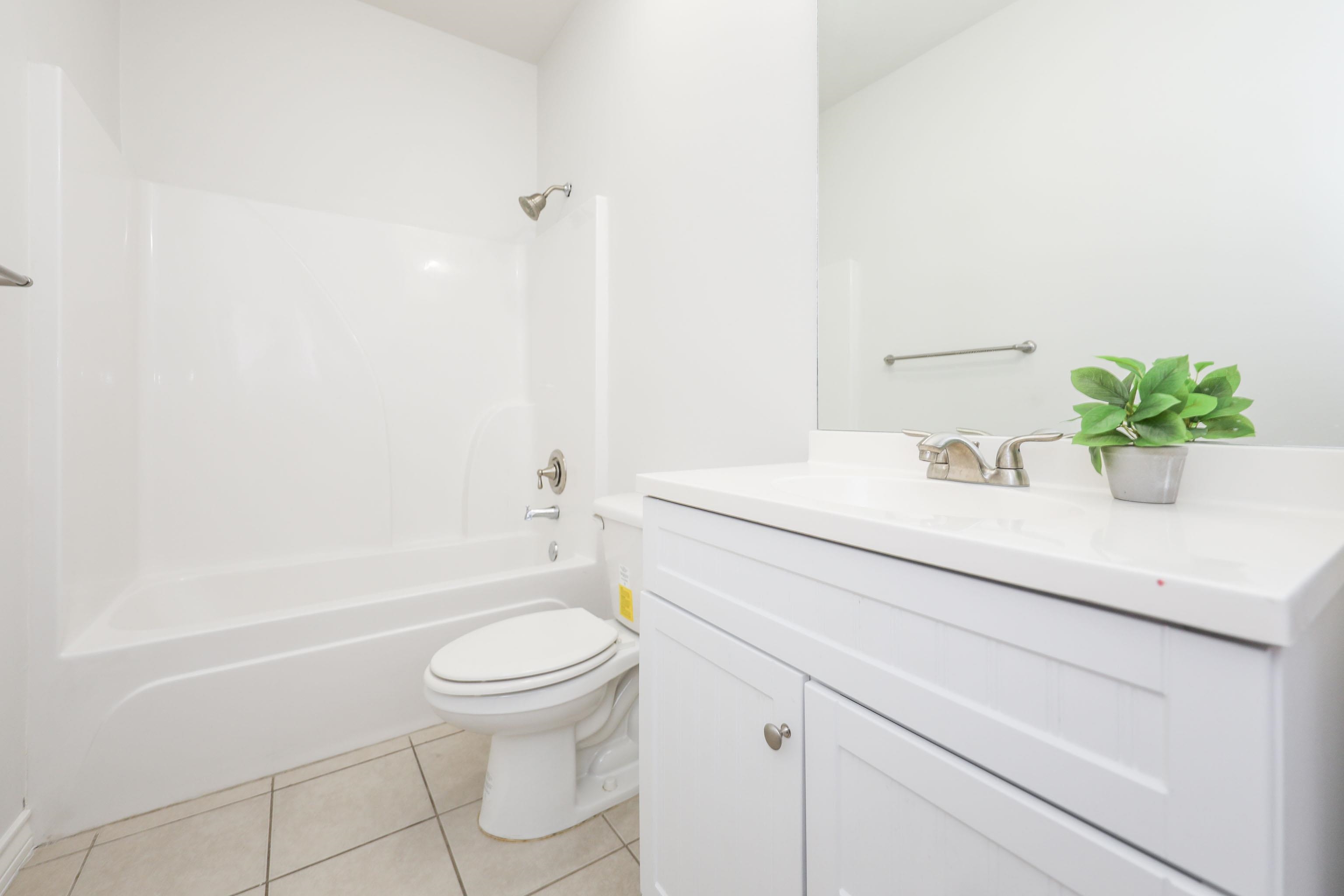 1511 Don Camilo Blvd Unit: 3