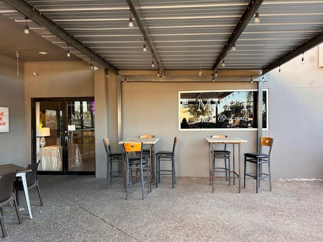 5517 McPherson Rd Unit: 8