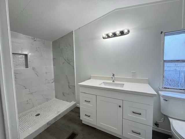 3509 Paradise Dr