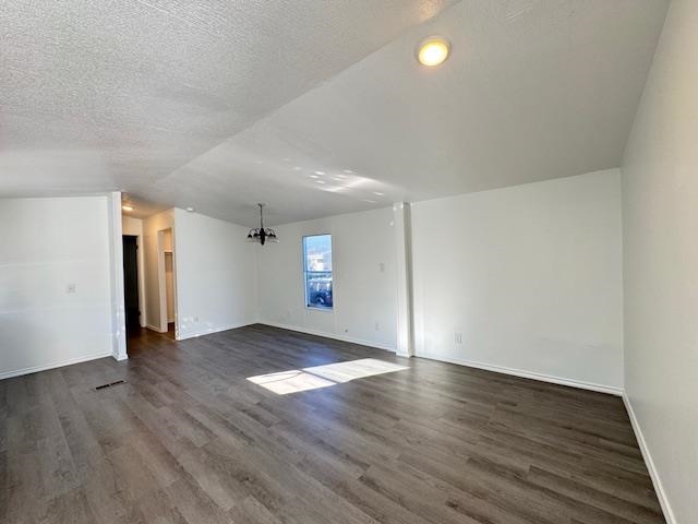 3509 Paradise Dr
