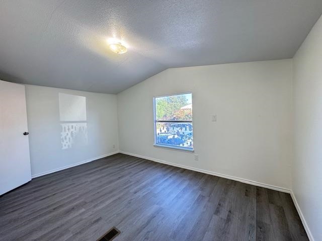 3509 Paradise Dr