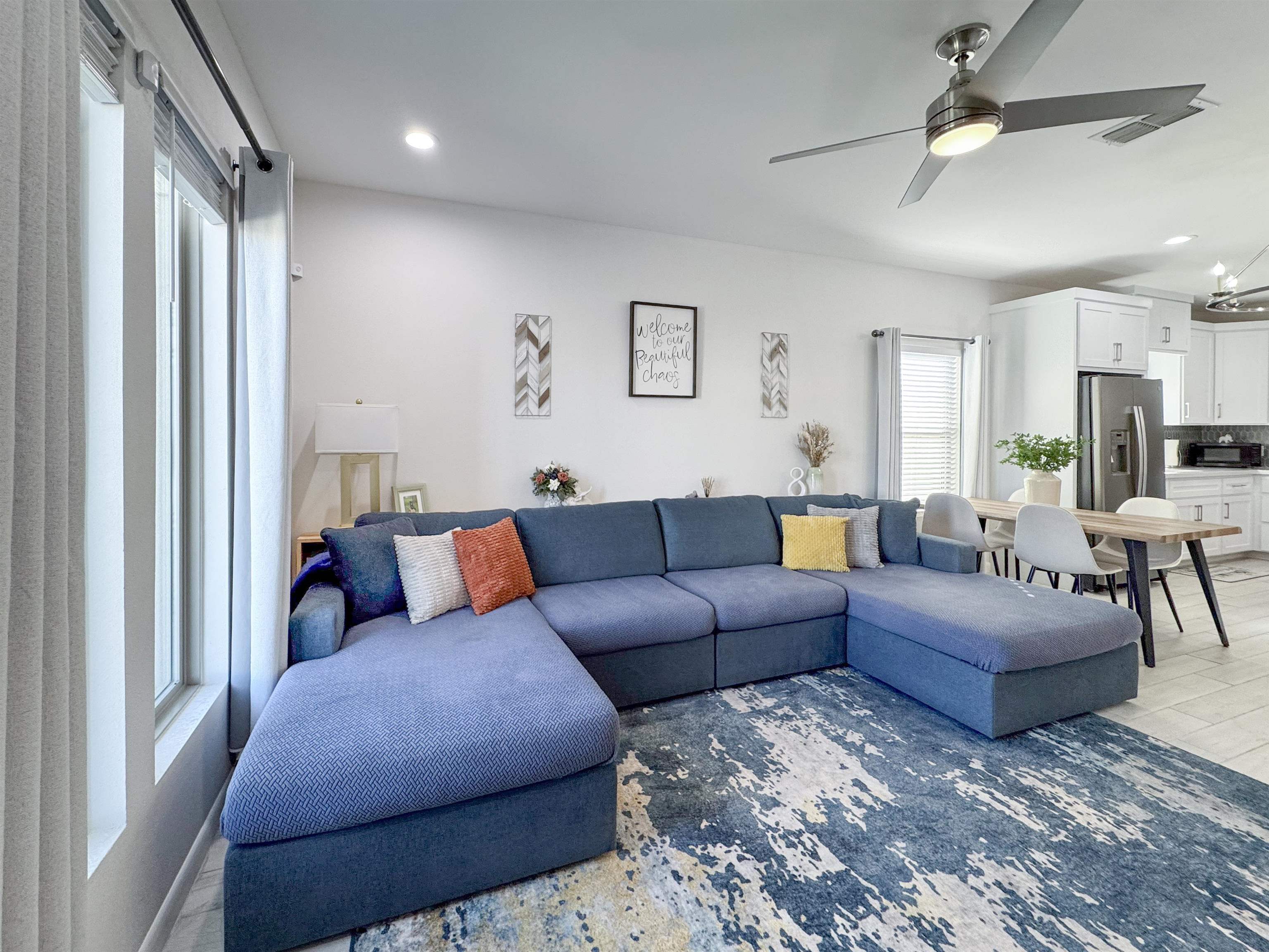 1428 Los Estribos Dr.