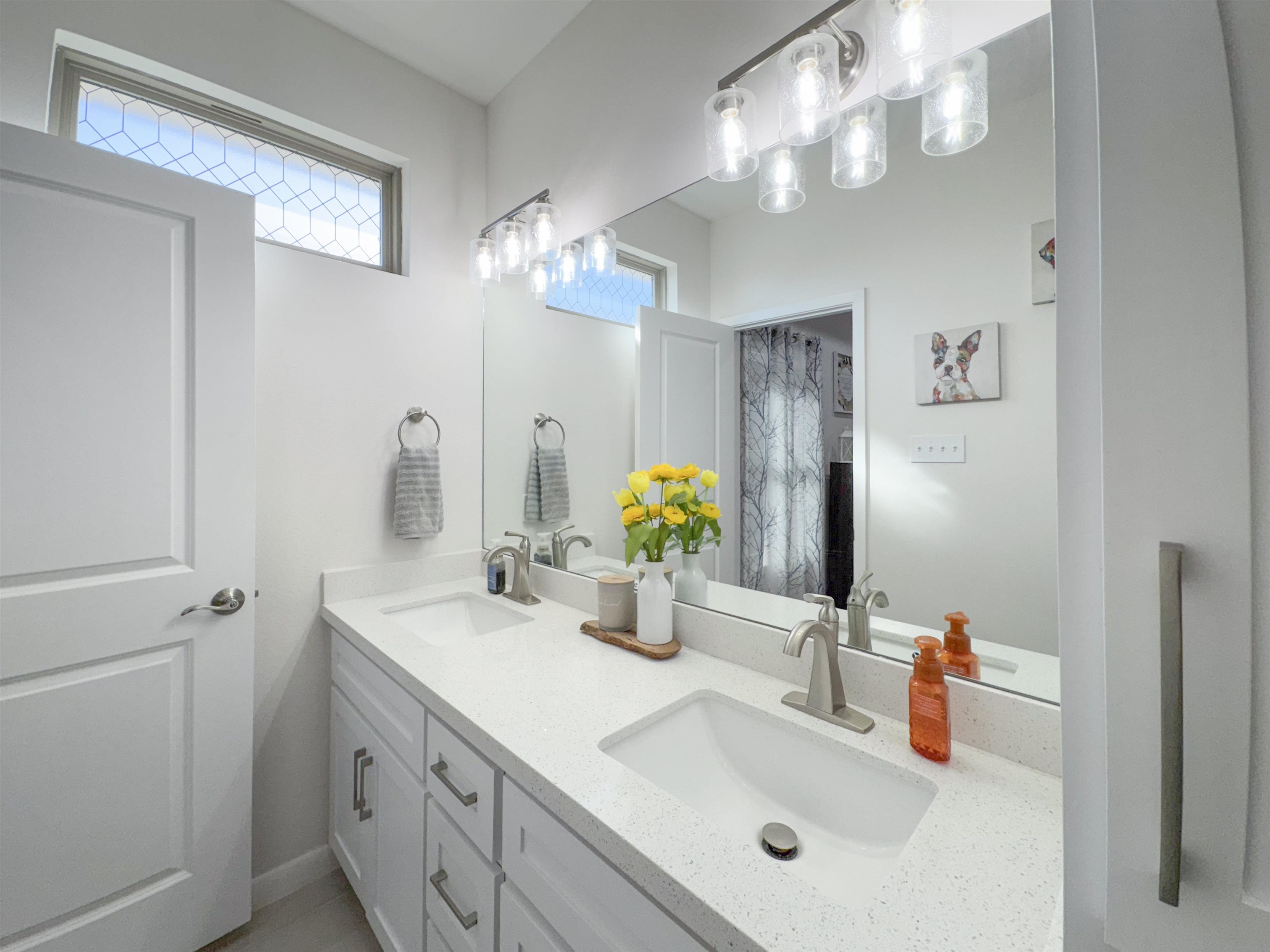 1428 Los Estribos Dr.