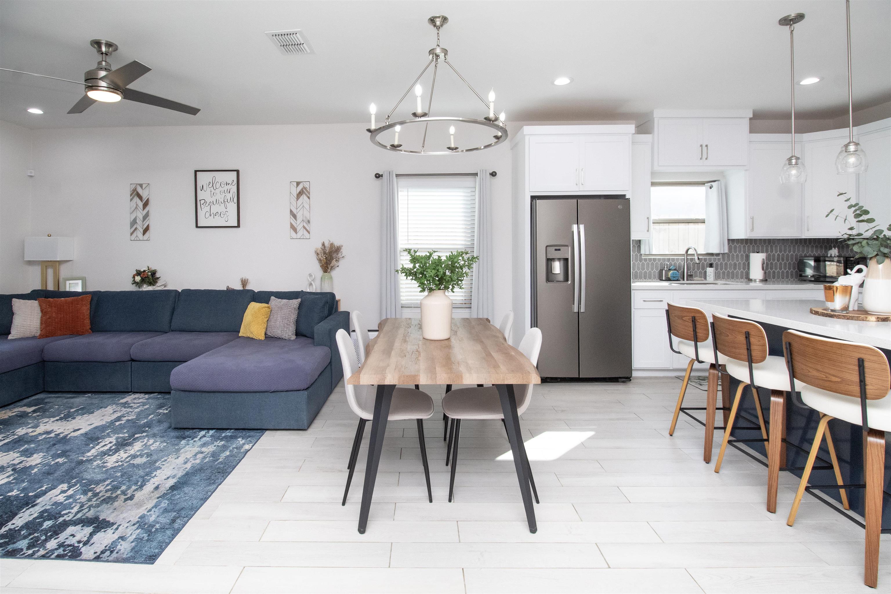 1428 Los Estribos Dr.