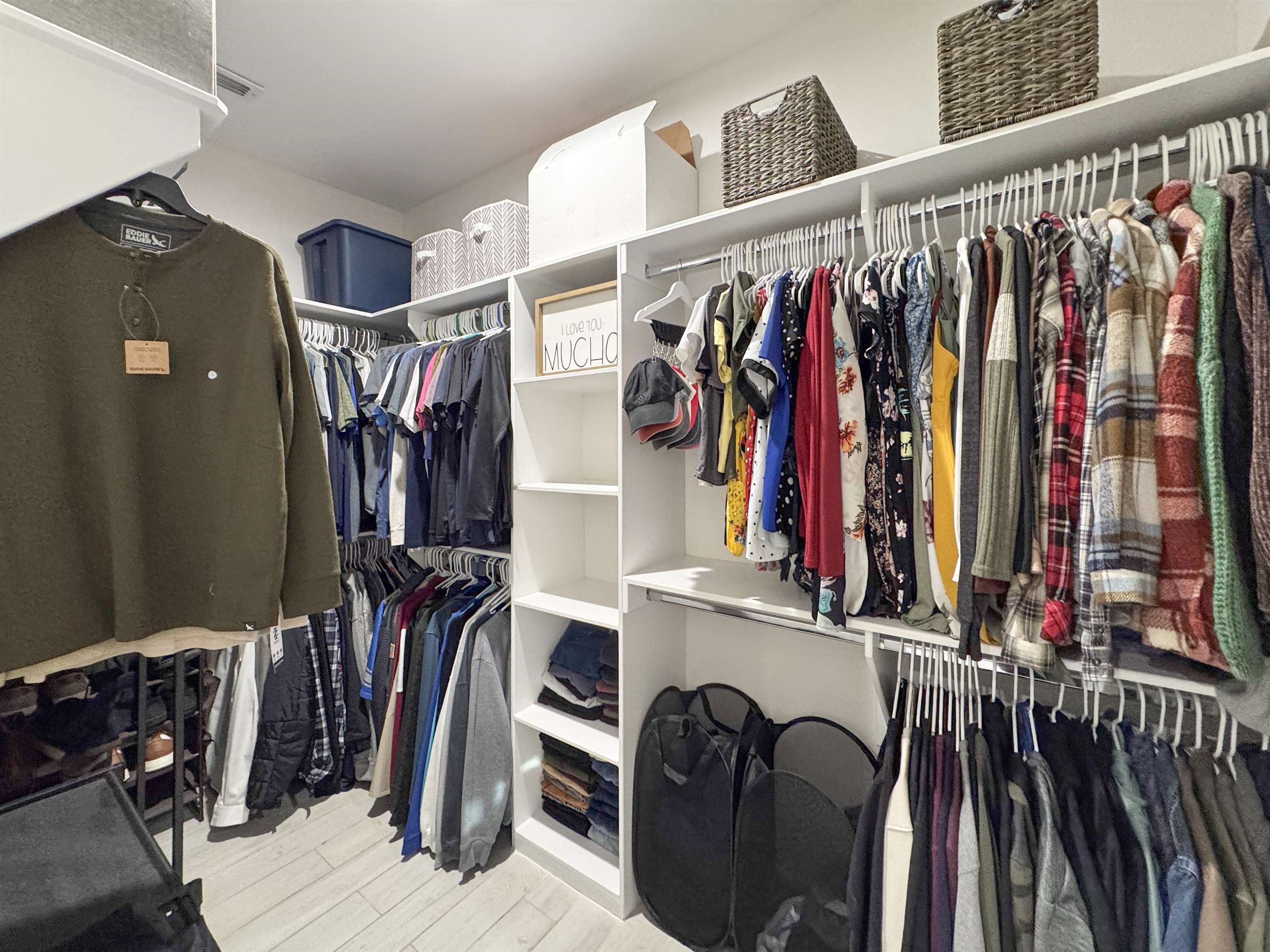 1428 Los Estribos Dr.