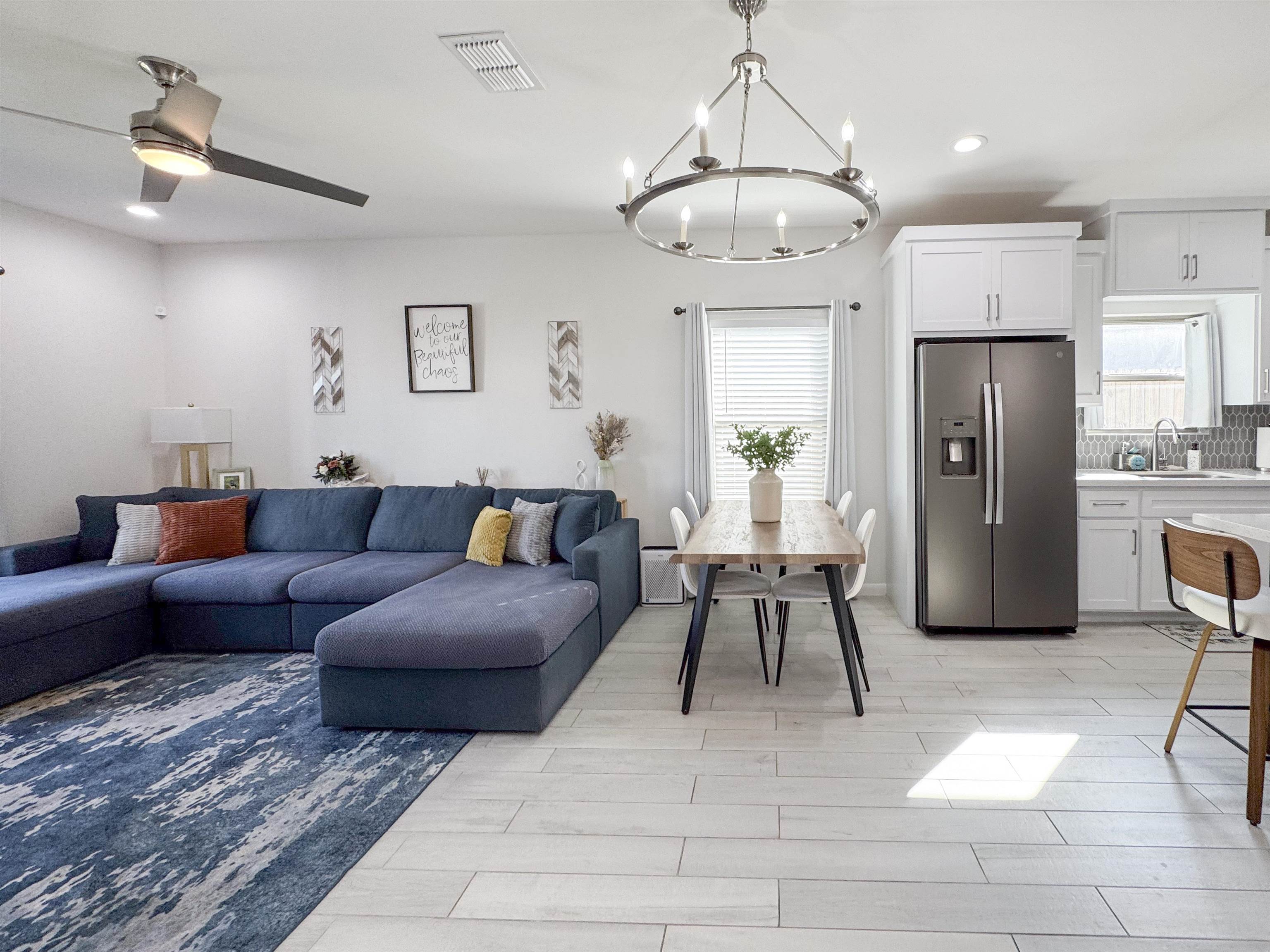 1428 Los Estribos Dr.