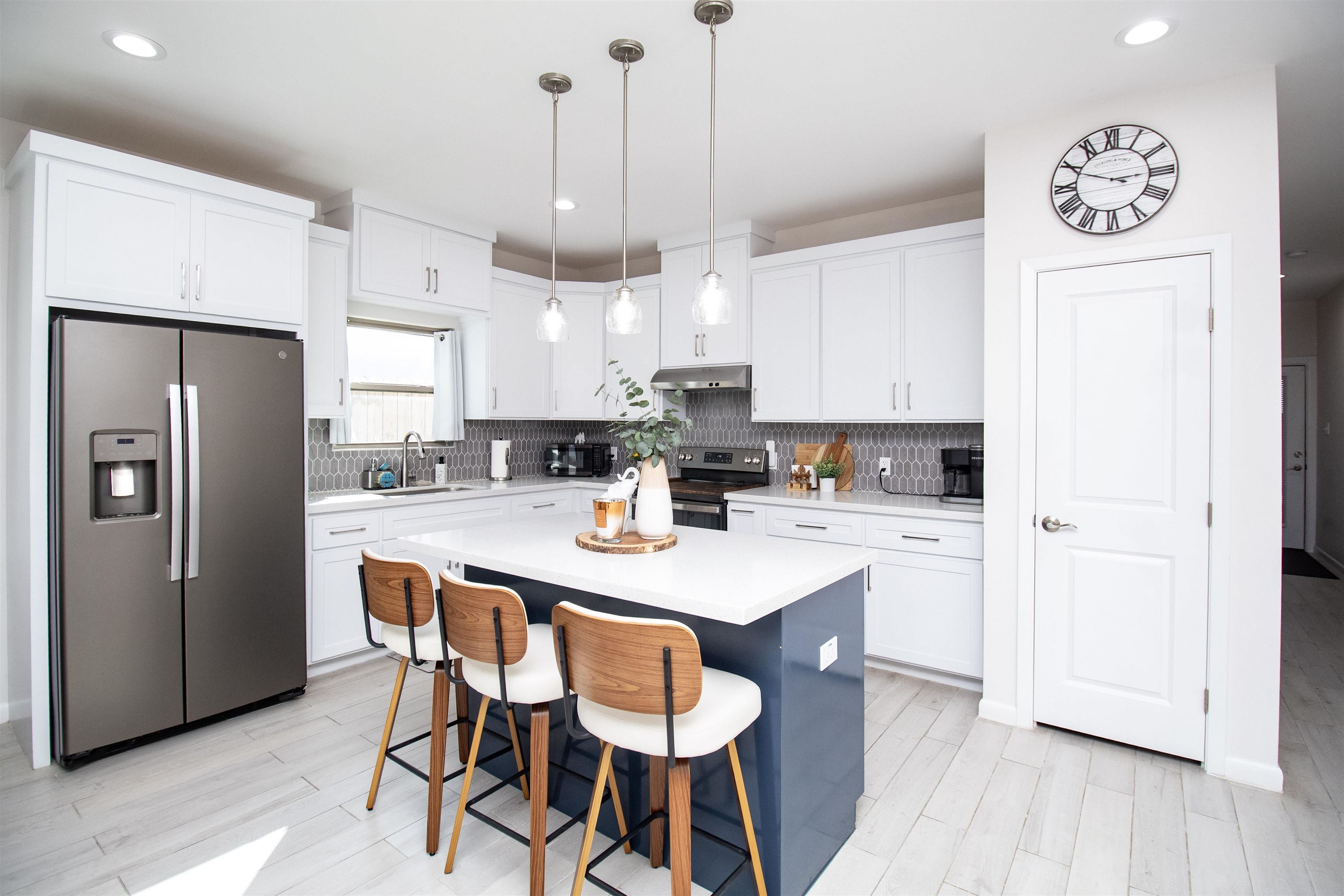 1428 Los Estribos Dr.