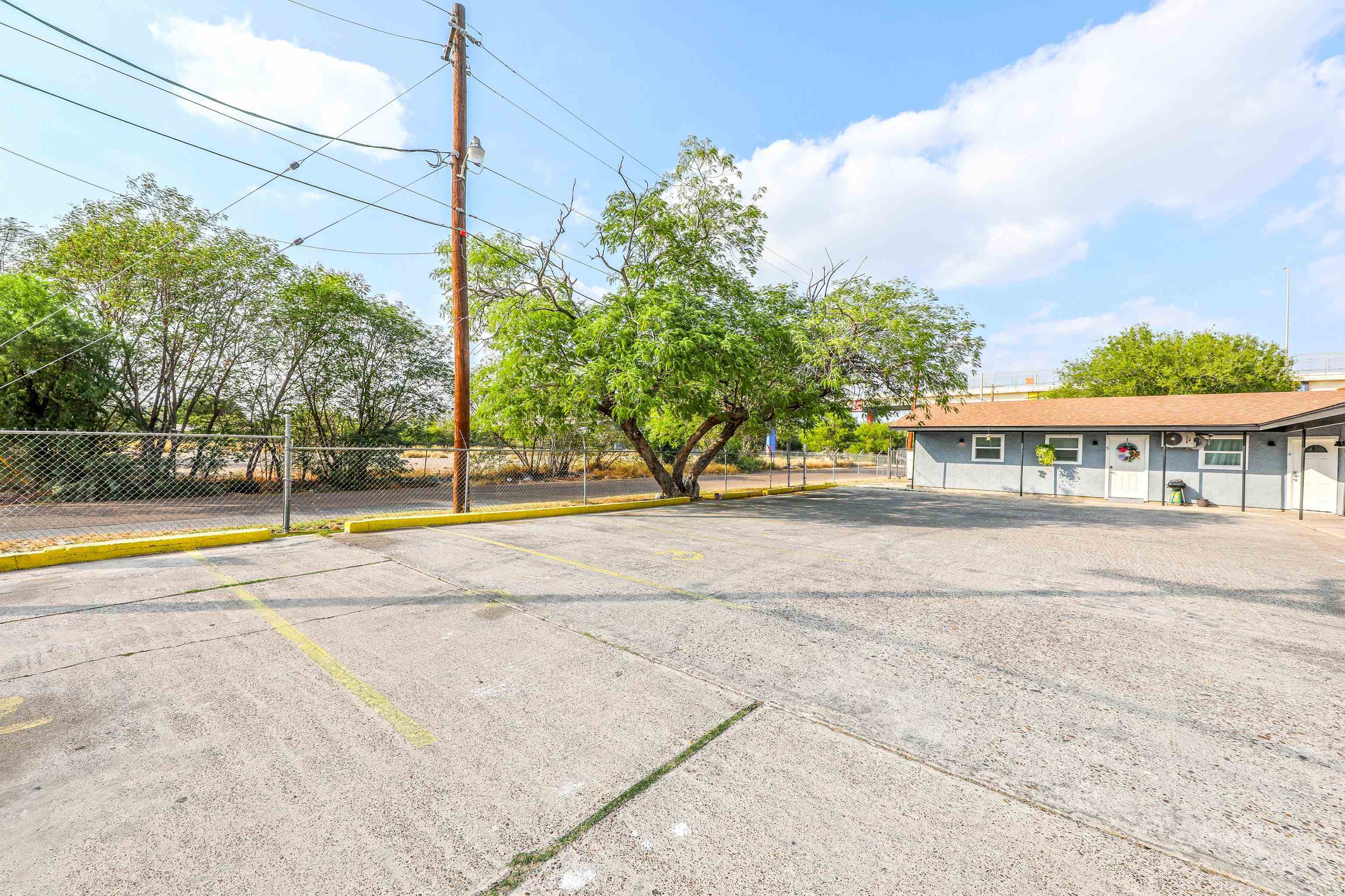 1920 Madison St Unit: 2