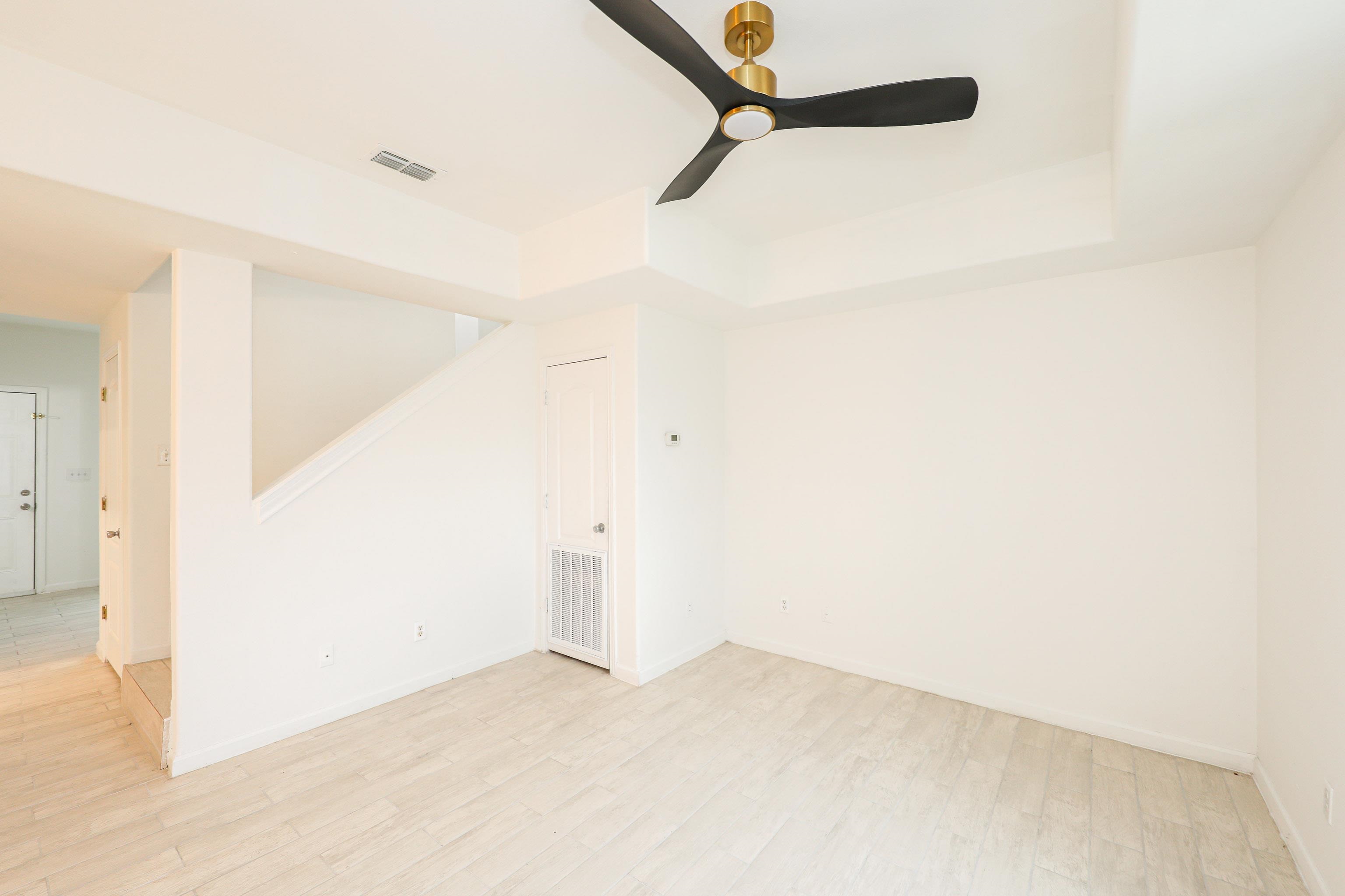 1000 Ranchway Dr Unit: 86