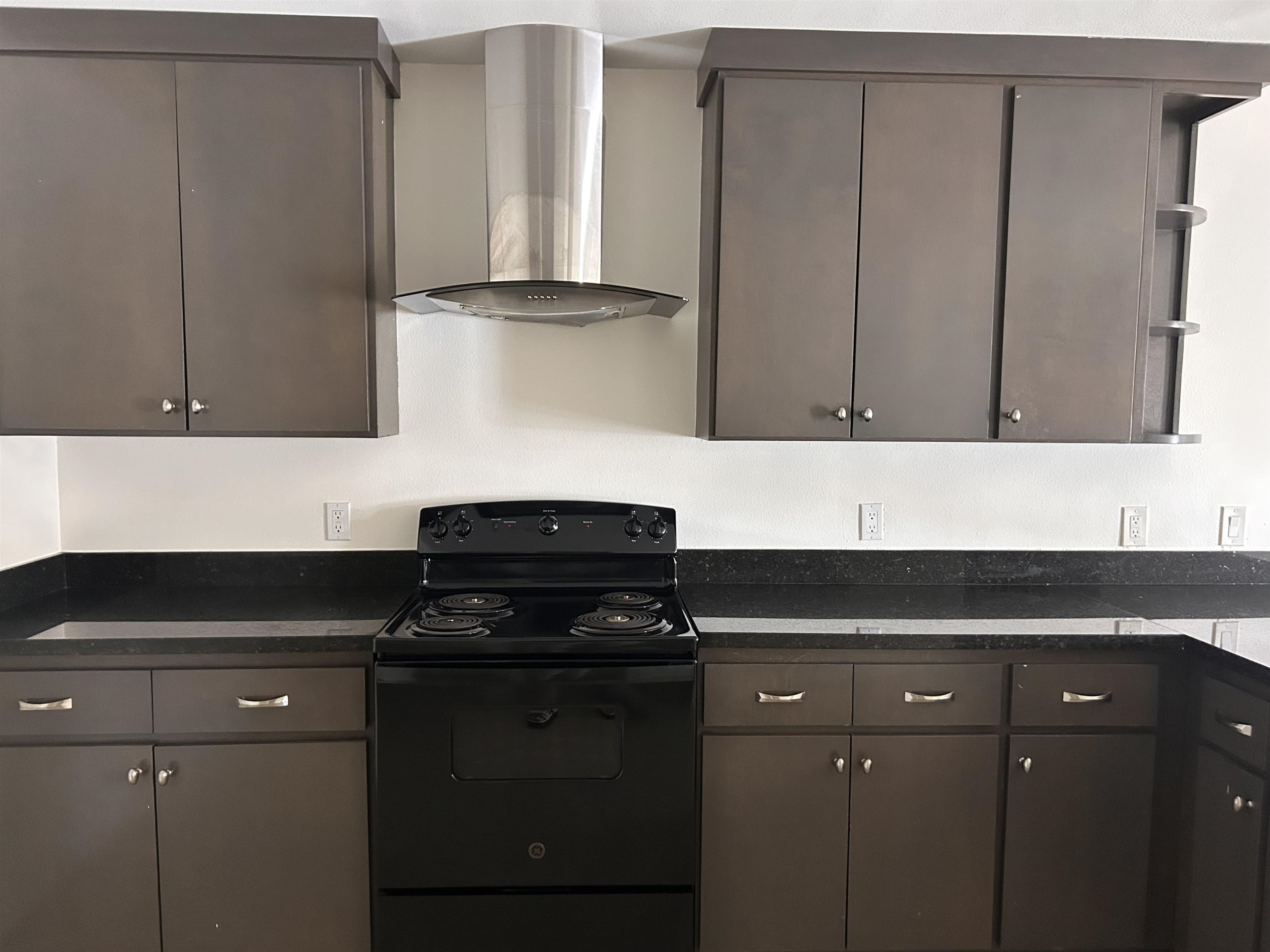 1615 Doctora Eve Perez Ln