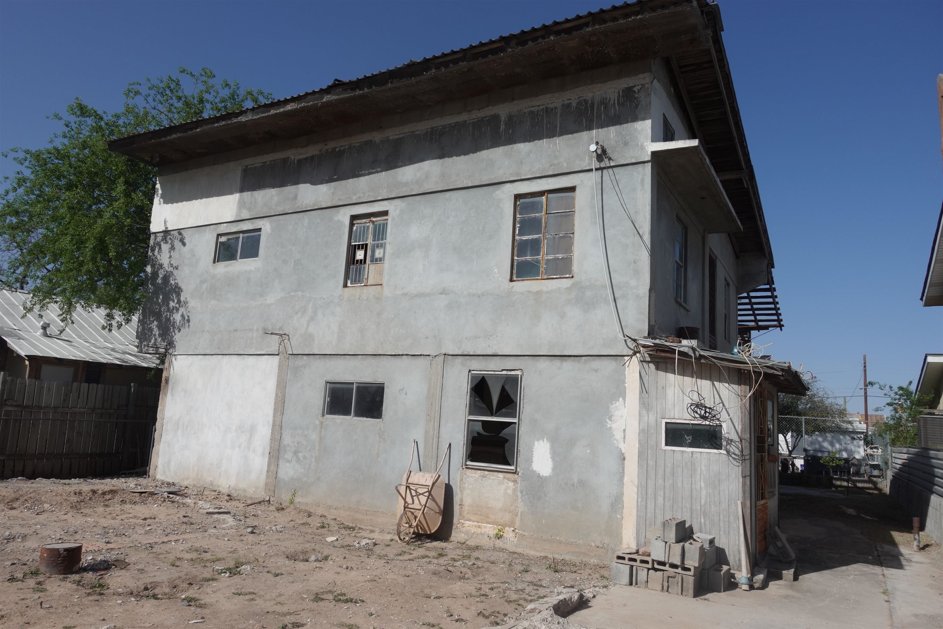 1518 Santa Cleotilde Ave