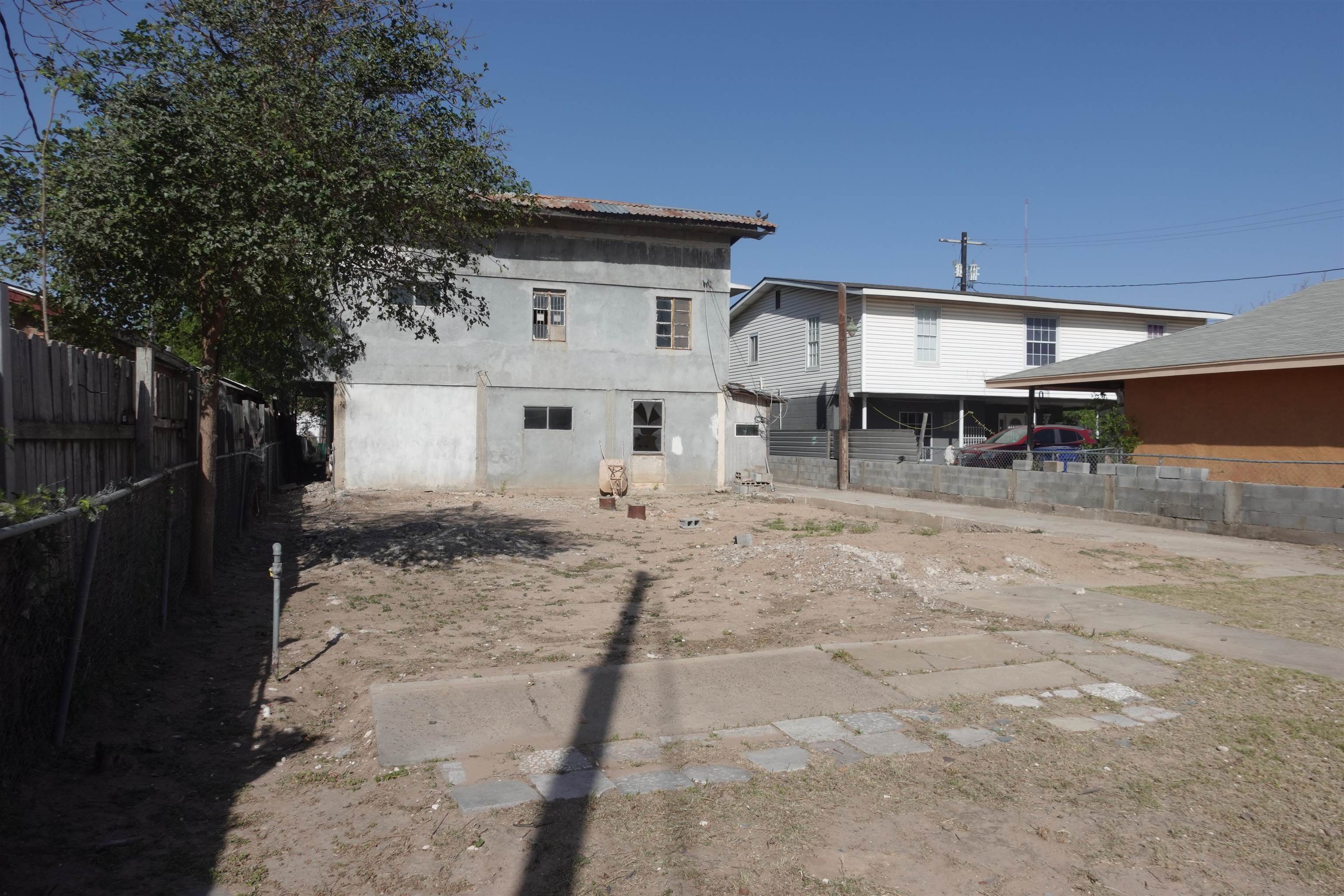 1518 Santa Cleotilde Ave