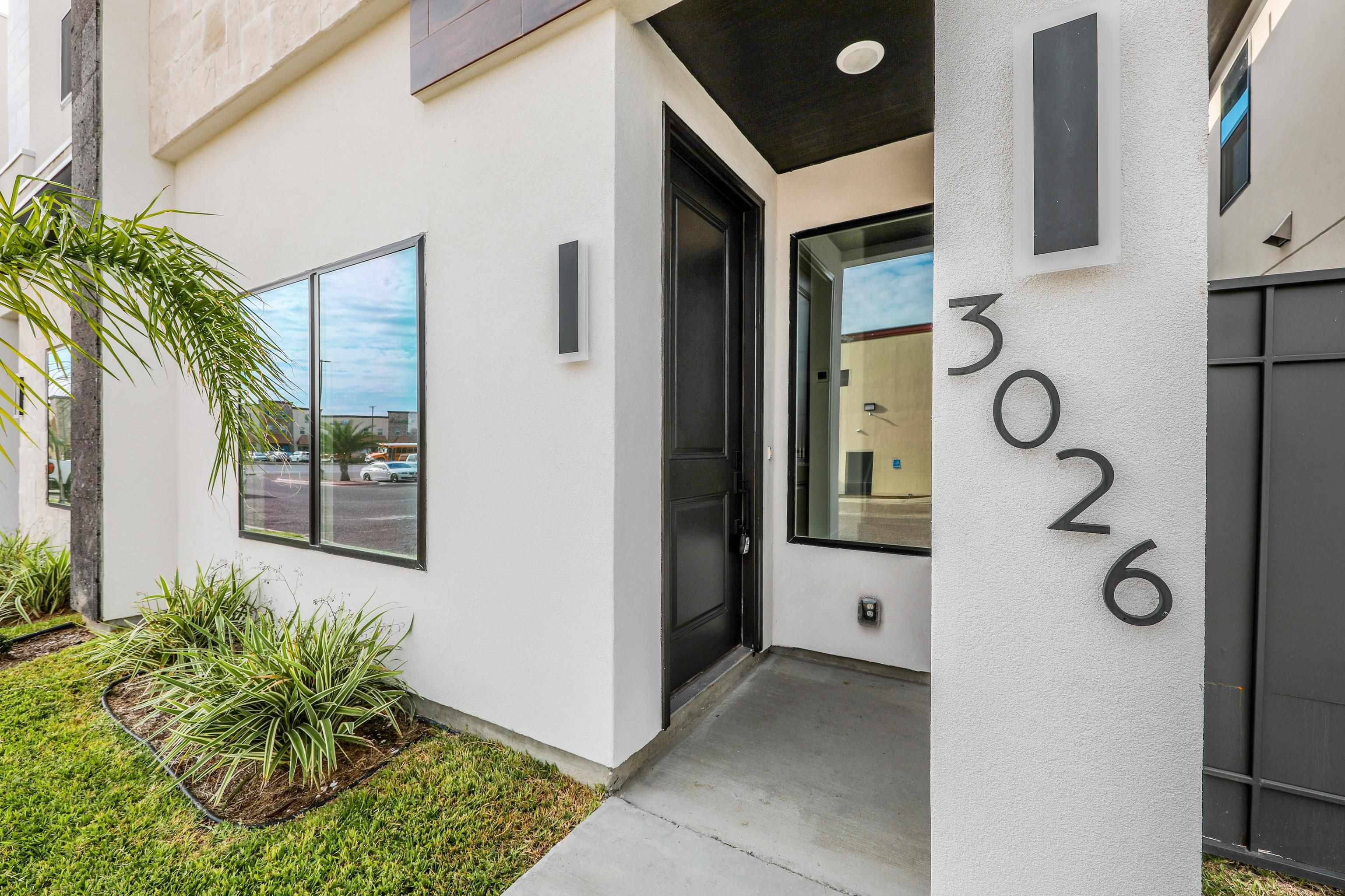 8218 Casa Verde Rd Unit: 3026