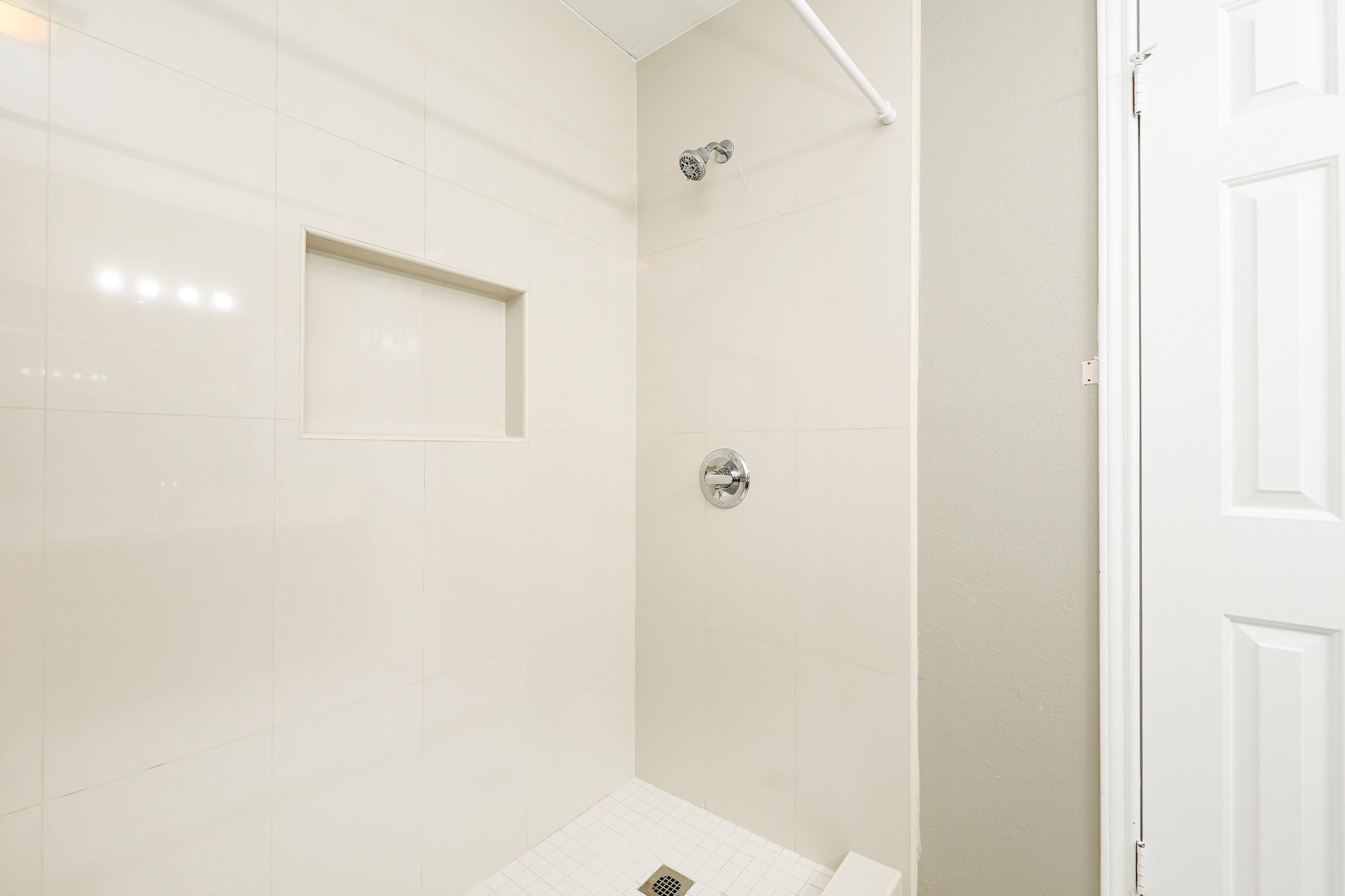 8911 McPherson Rd Unit: 2D