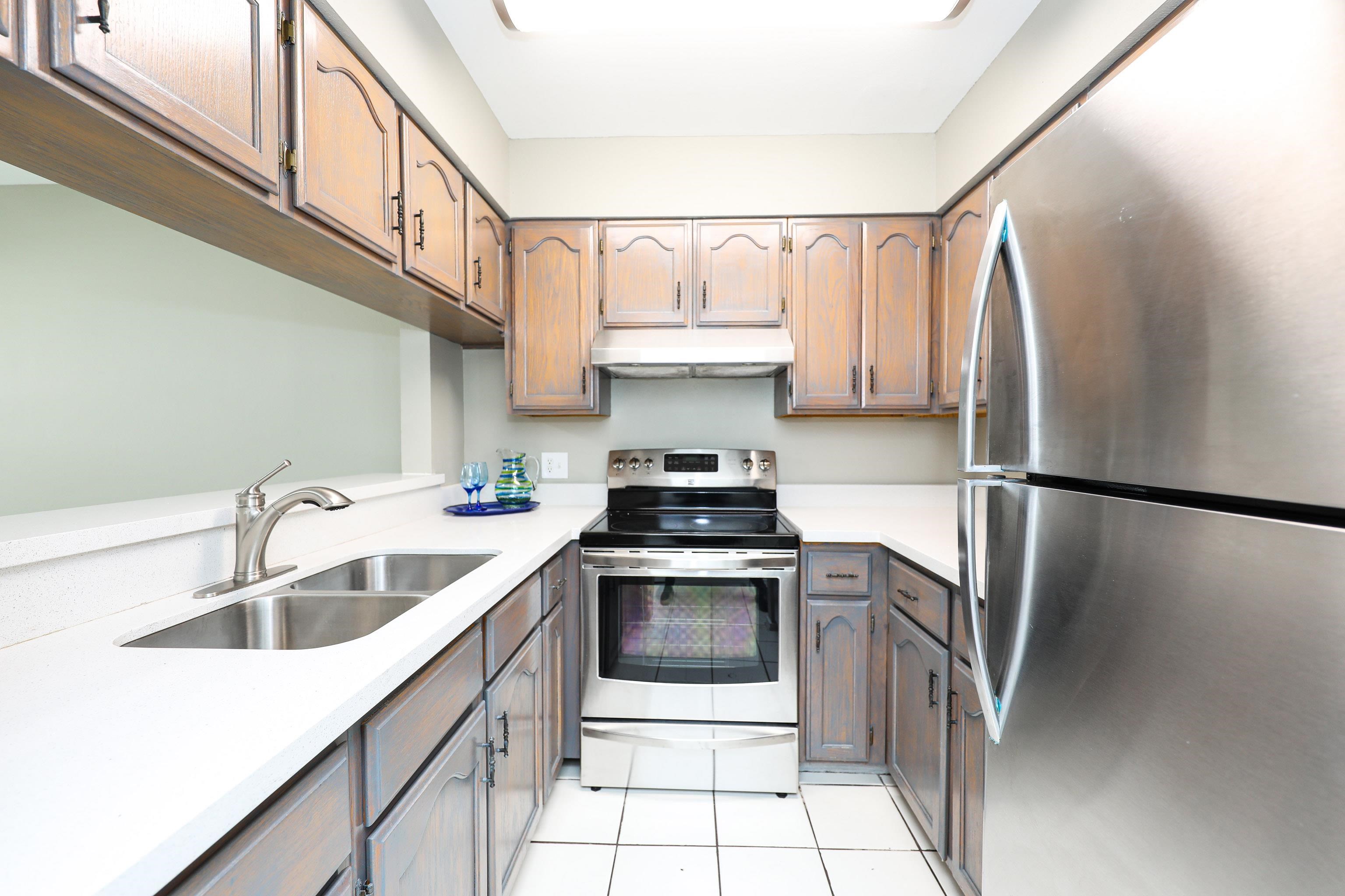 8911 McPherson Rd Unit: 2D